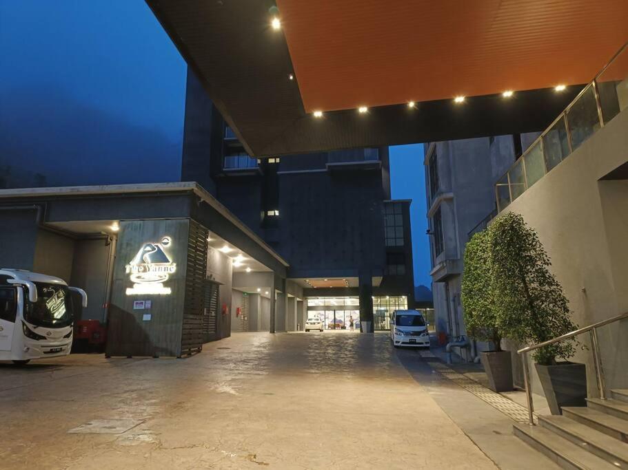 Genting Peak 4PaxStudio420R at Grand Ion Delemen photo 5