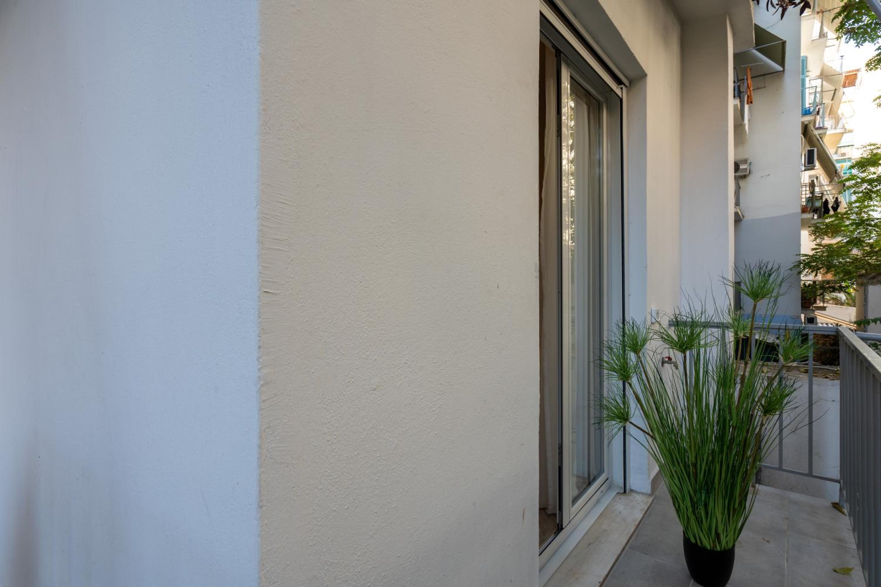 Charming two bedrooms Apartment walk to Acropolis