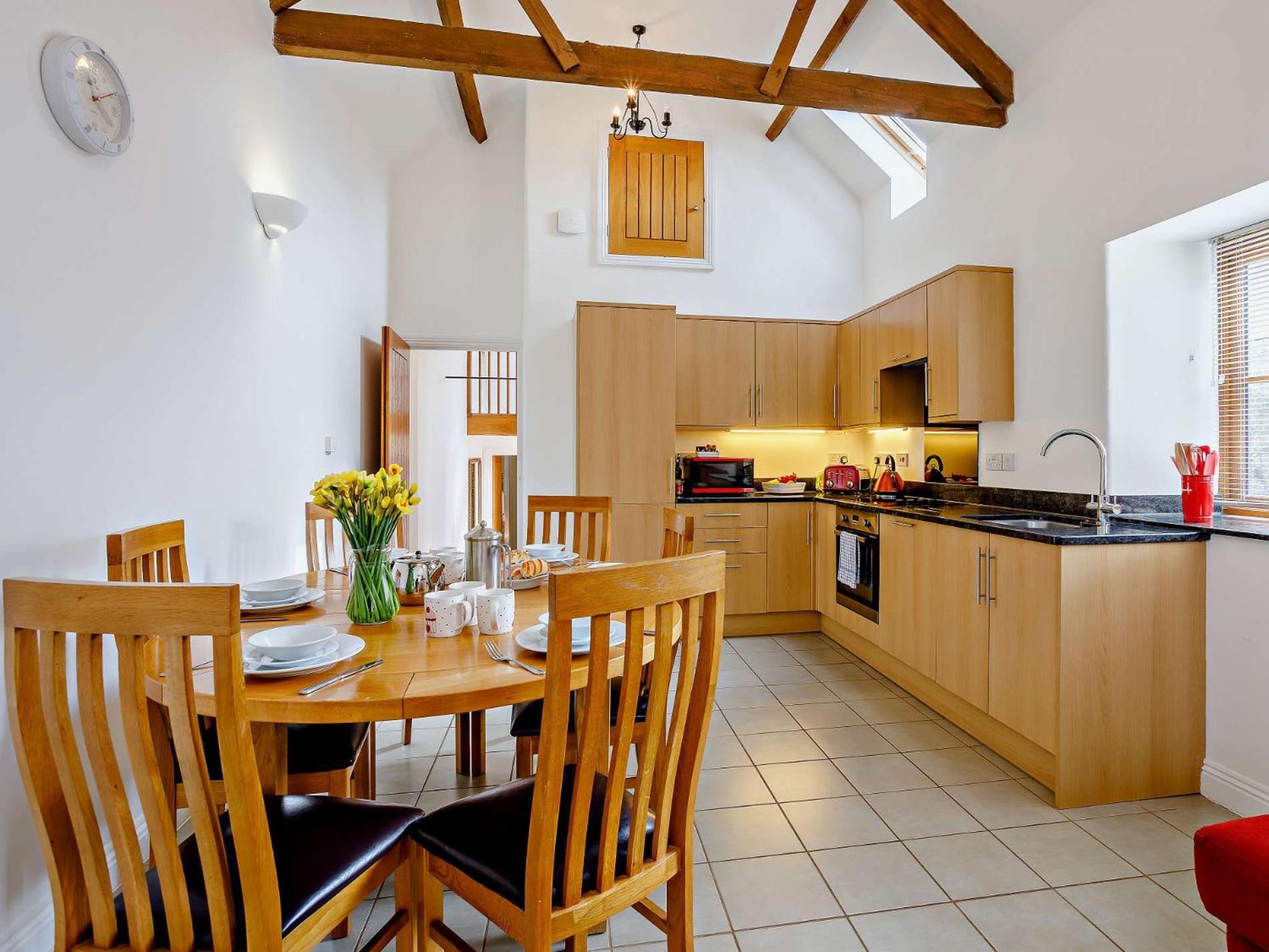 3 bed in Taunton KIBOR view 4