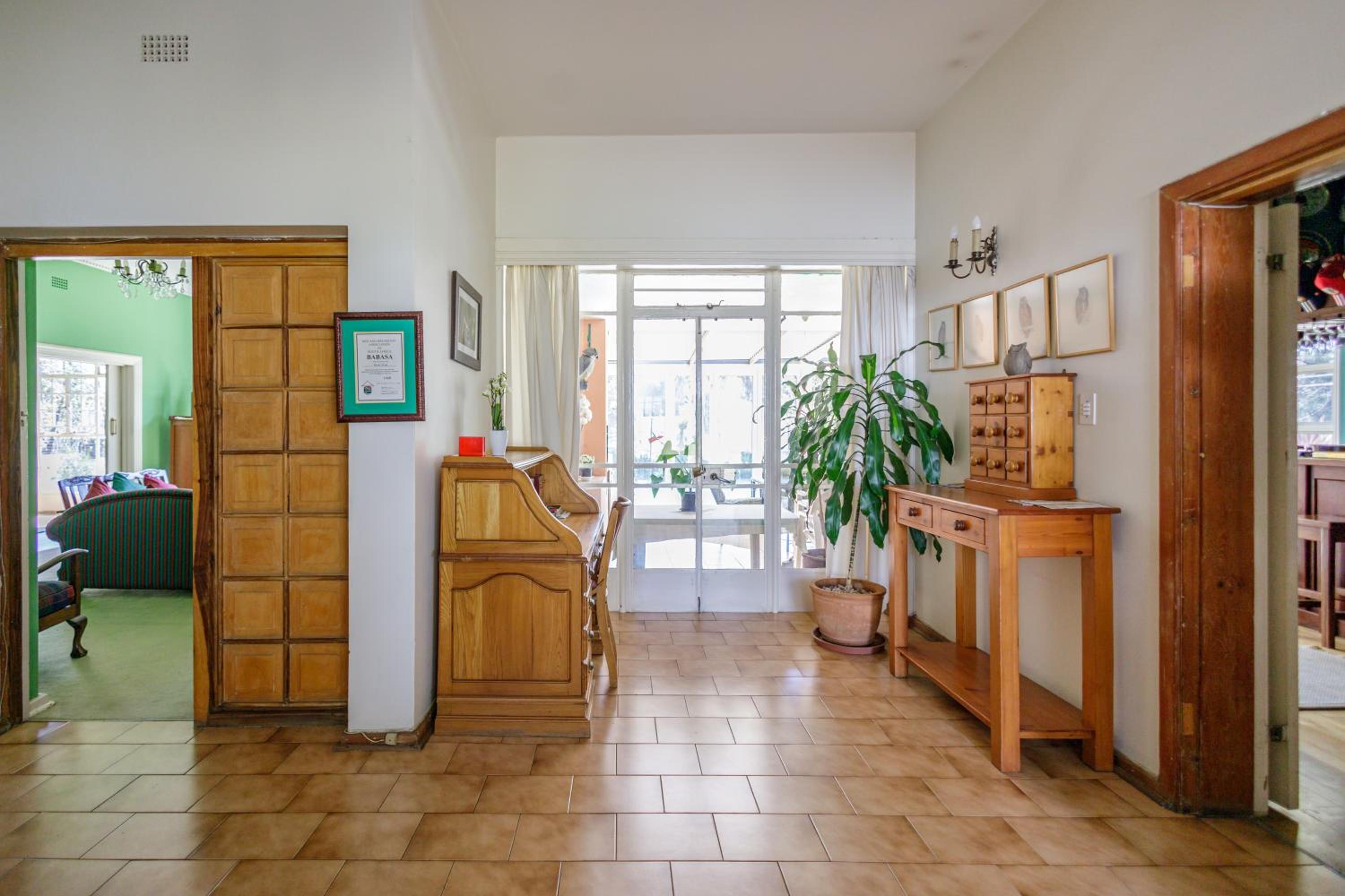 Johannesburg Vacations - Owls Loft Guesthouse - Property Image 13