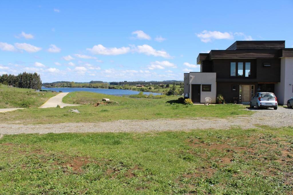 TuArriendoCL-Llanquihue CondWerner Casa con Acceso a Hermosa Laguna