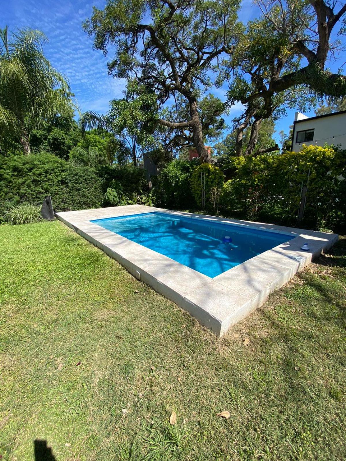 Hermosa Casa en Country a estrenar