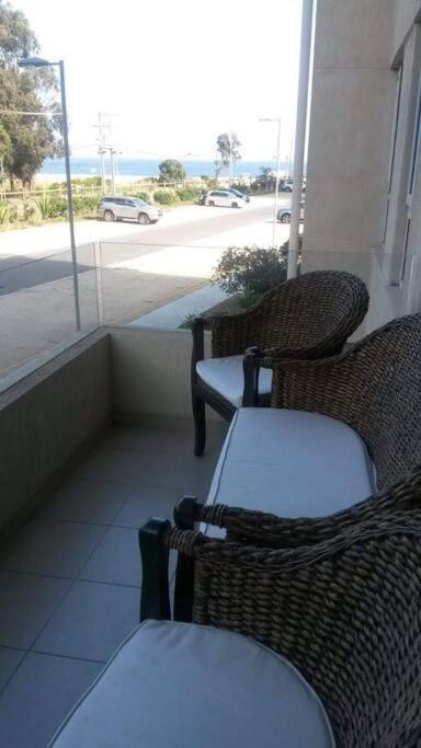 Hermoso departamento en condominio frente al mar