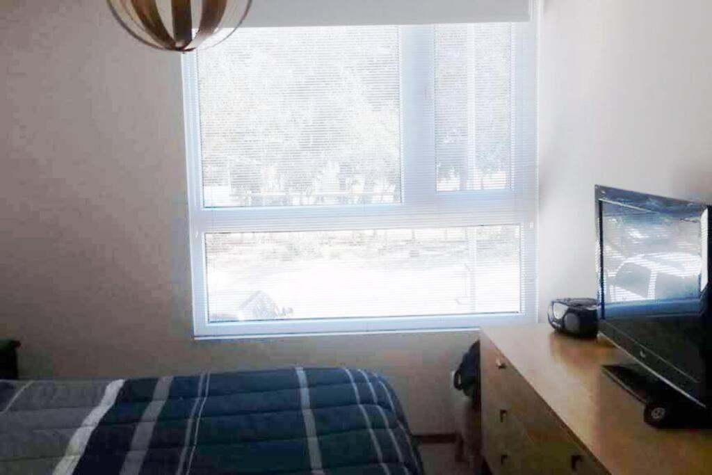 Hermoso departamento en condominio frente al mar