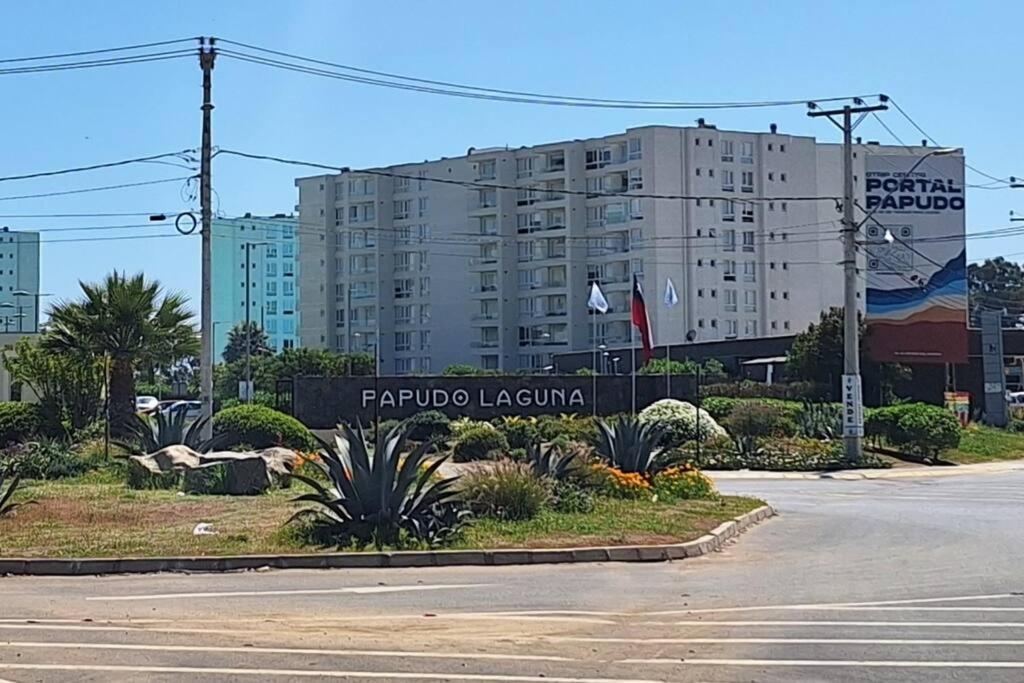 Hermoso departamento en condominio frente al mar