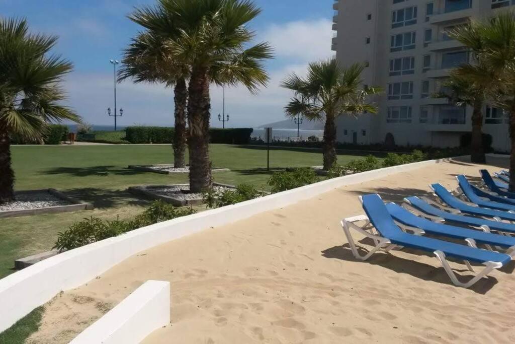 Hermoso departamento en condominio frente al mar