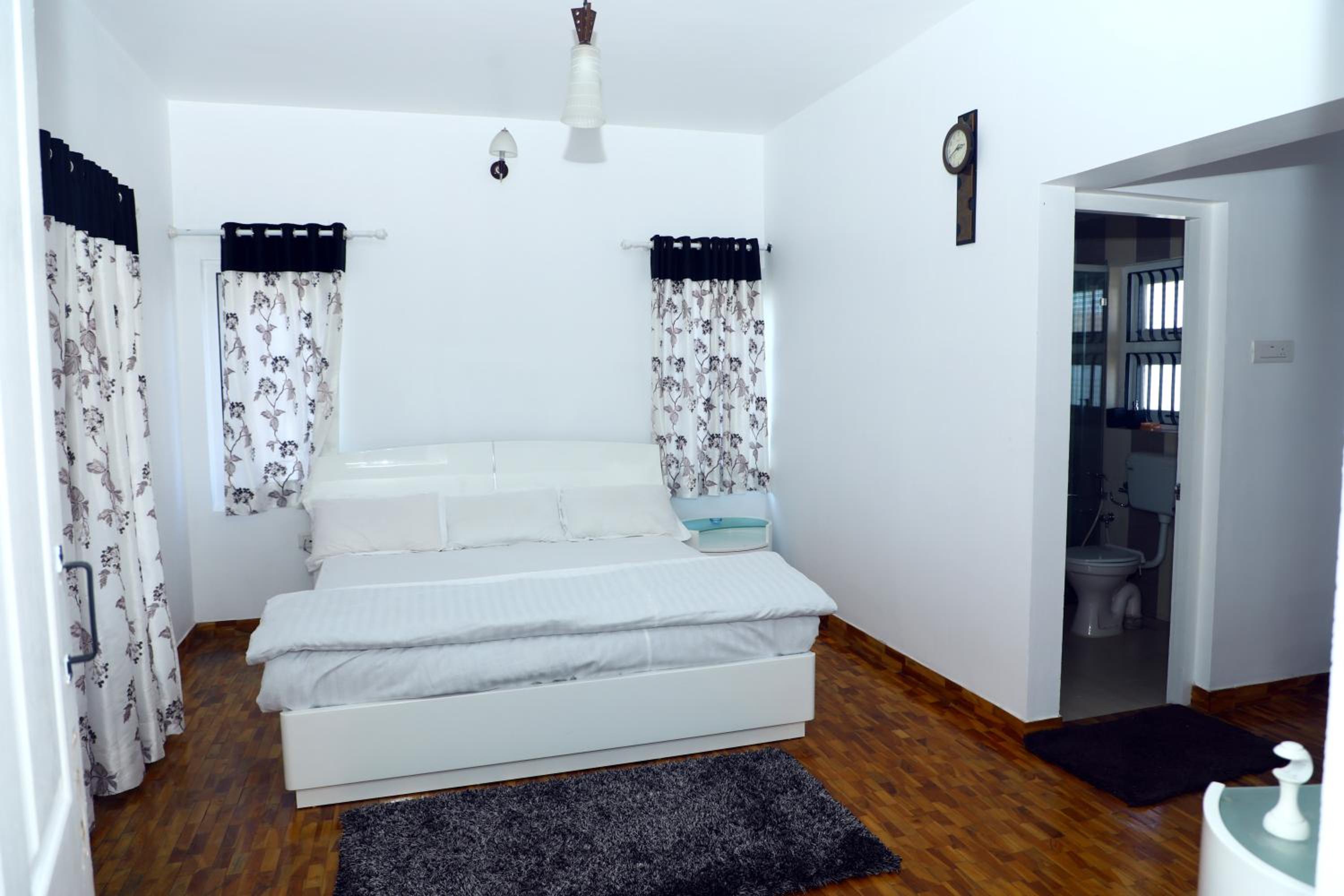 HAILSTONE HOME STAY, photo 14