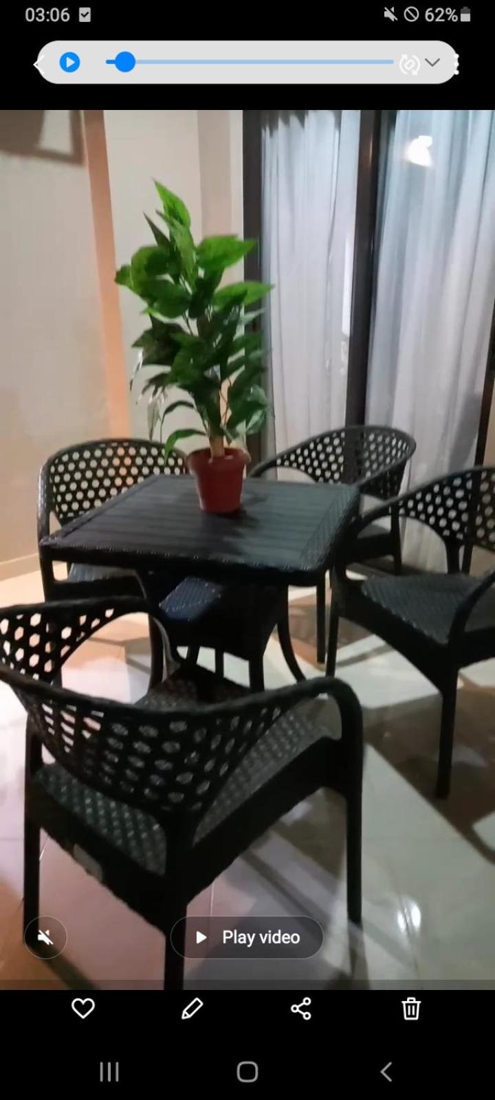 Tropical 1 bed apartment view 4