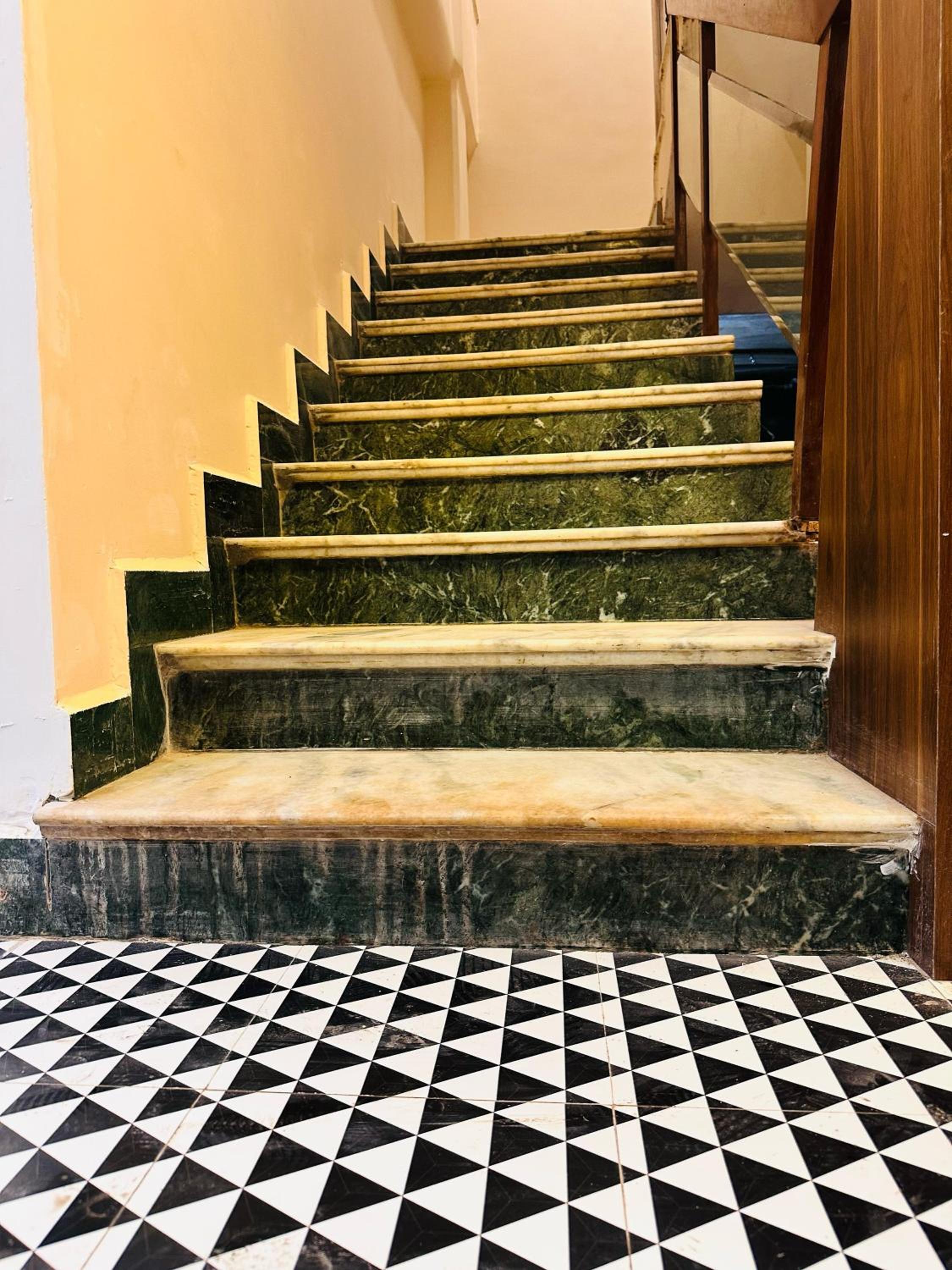 Greens Elite-Business Class Hotel Near Chennai Central Railway Station view 4