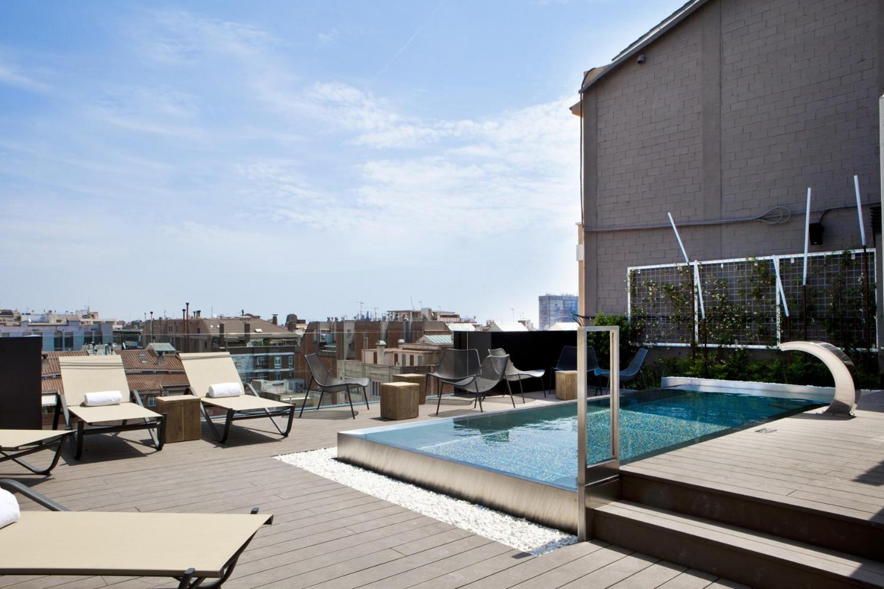 The Onsider - Luxury 4 Bedroom Apartment