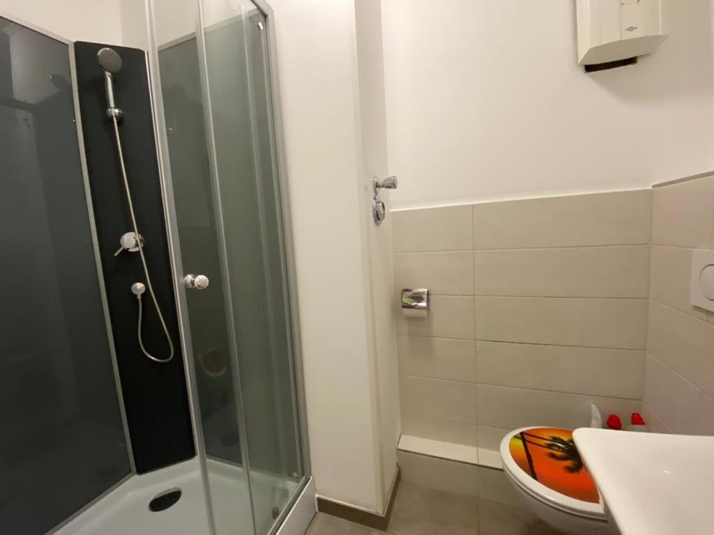 Hansaring Apartments in Neumünster - Viel Platz für Gruppen und Monteure