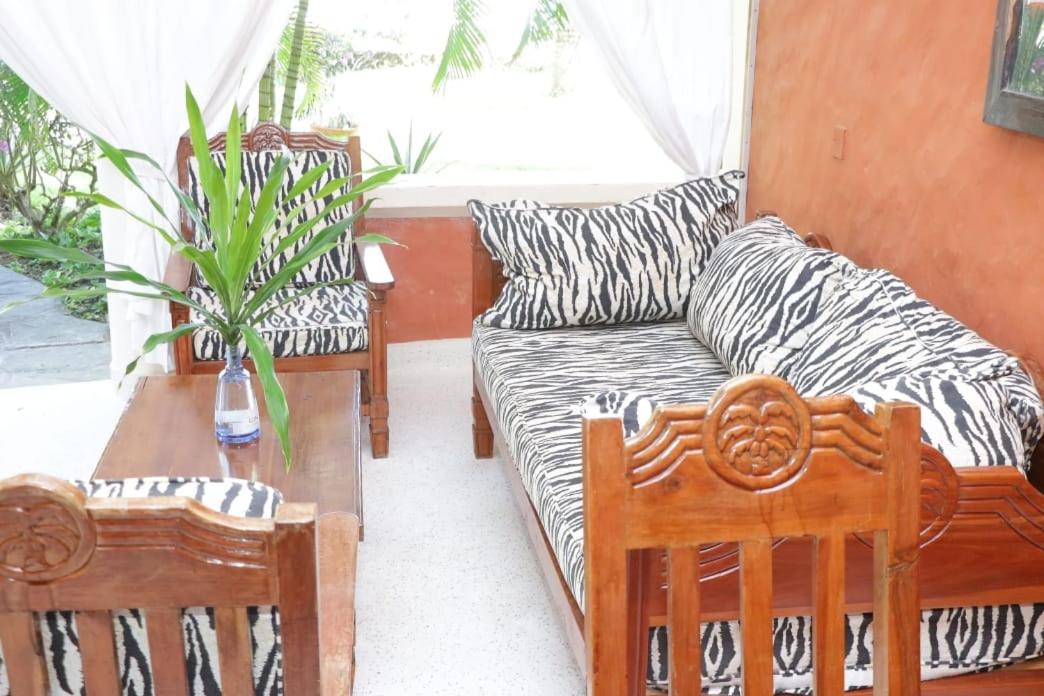 Tembo Baharini Beach Cottage view 3
