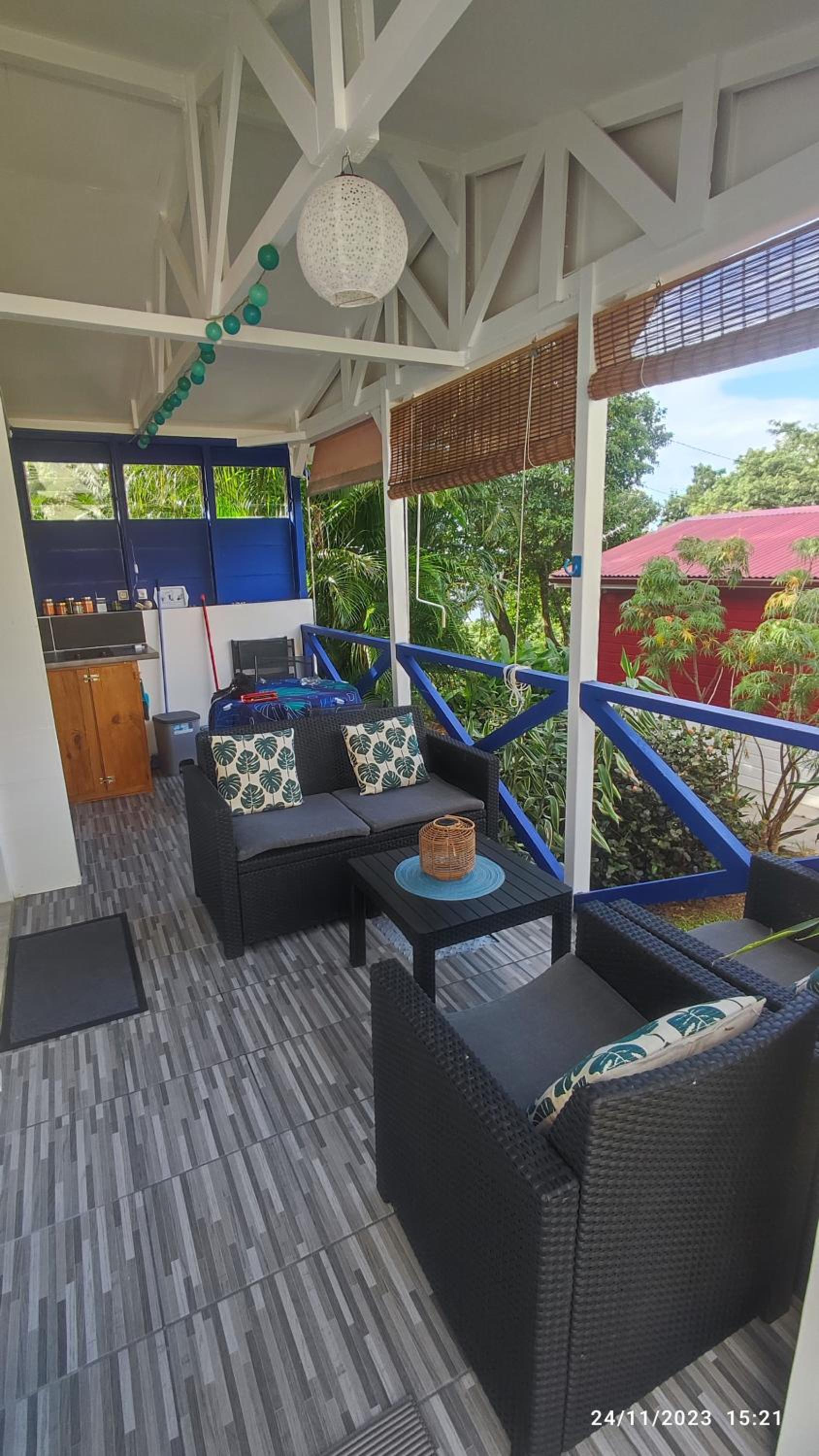 TI SOLEY Bungalow tropical avec piscine, terrasse, clim à Bouillante view 5