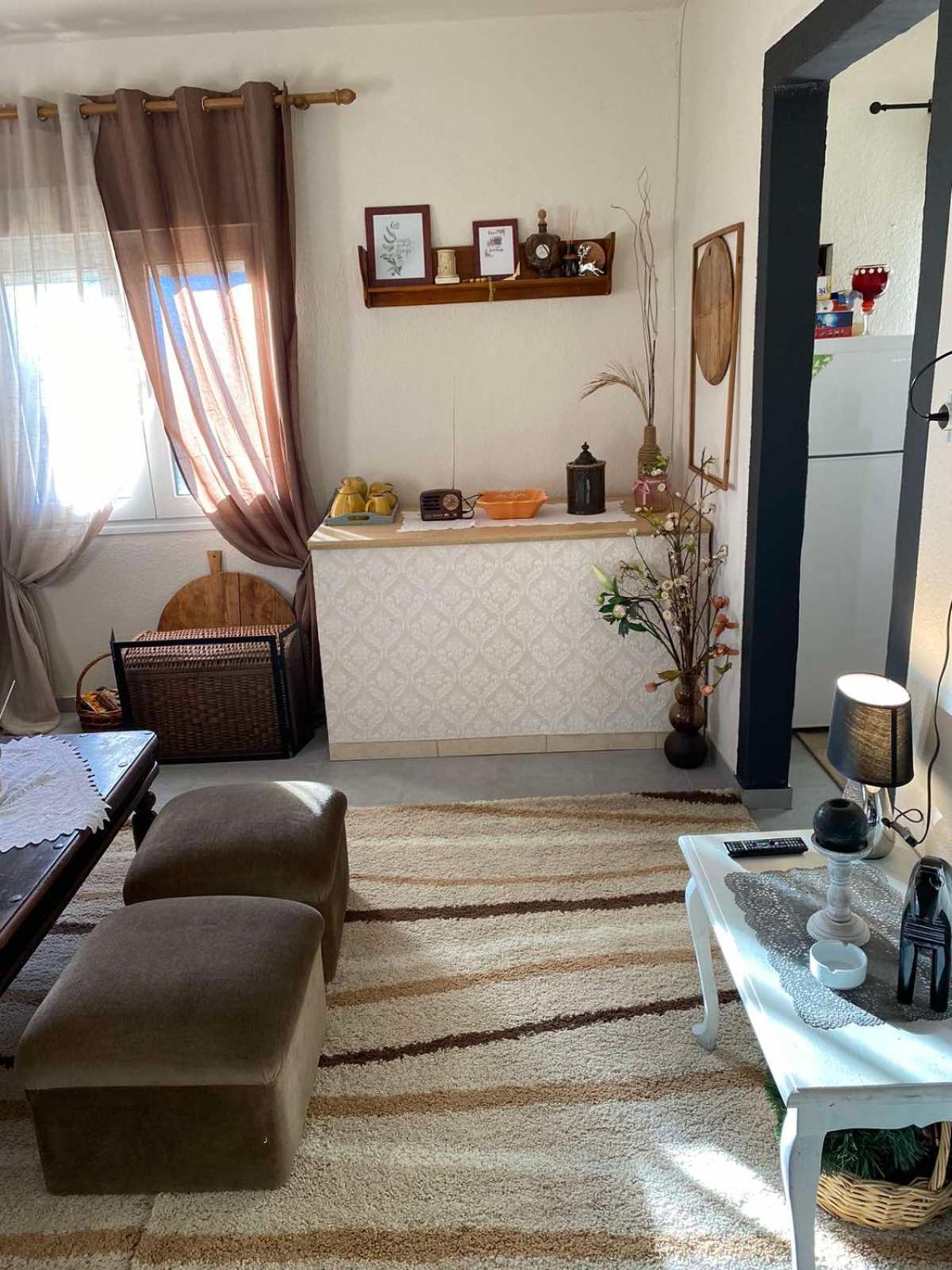 Traditional villa KALAMPAKA
