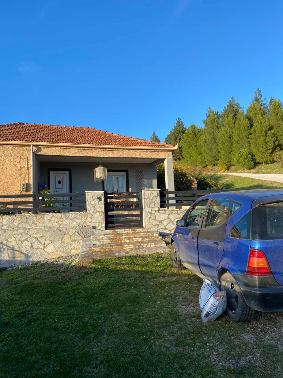 Traditional villa KALAMPAKA