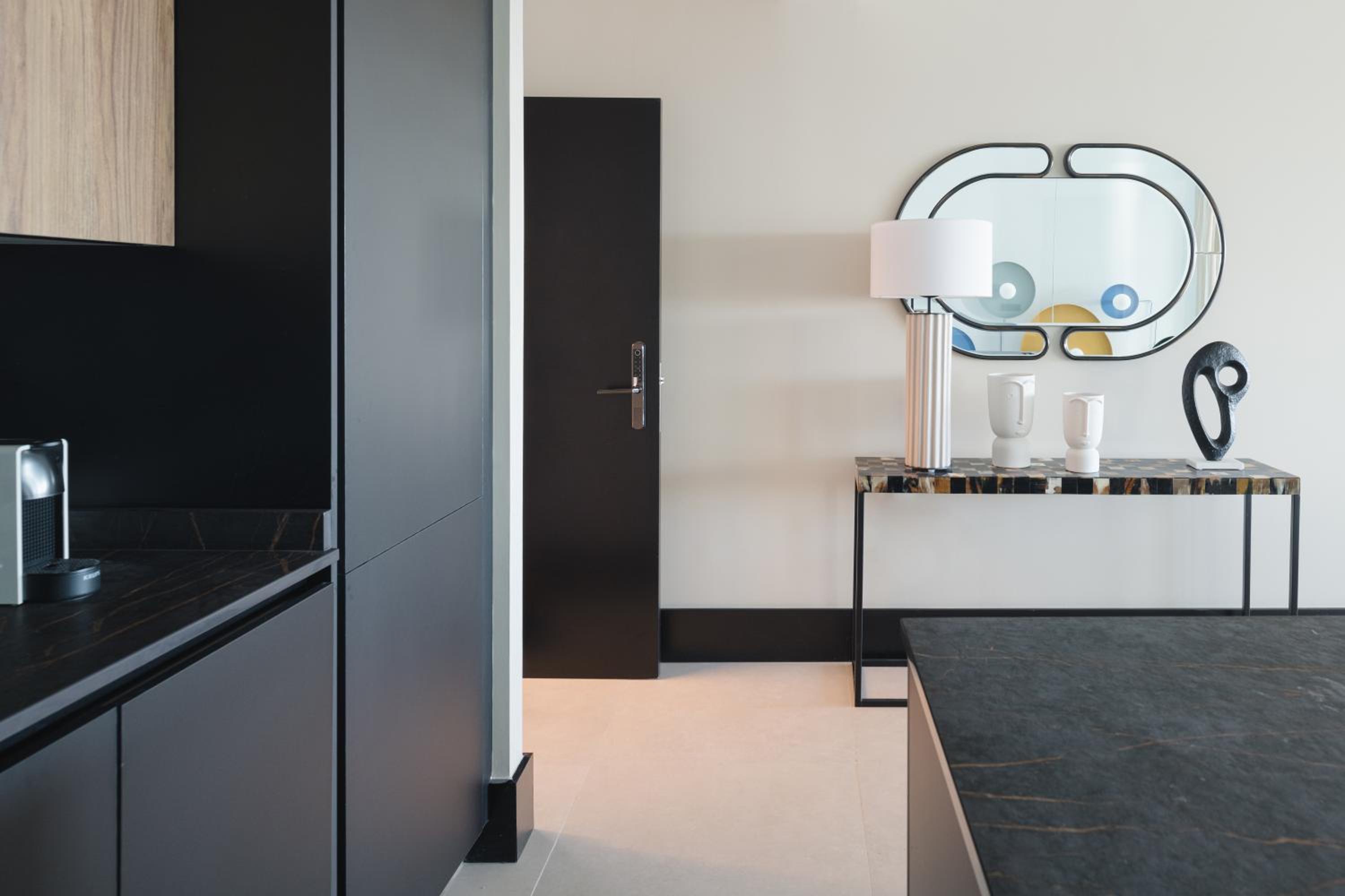 Blue Marina Suites - Boutique Apartments