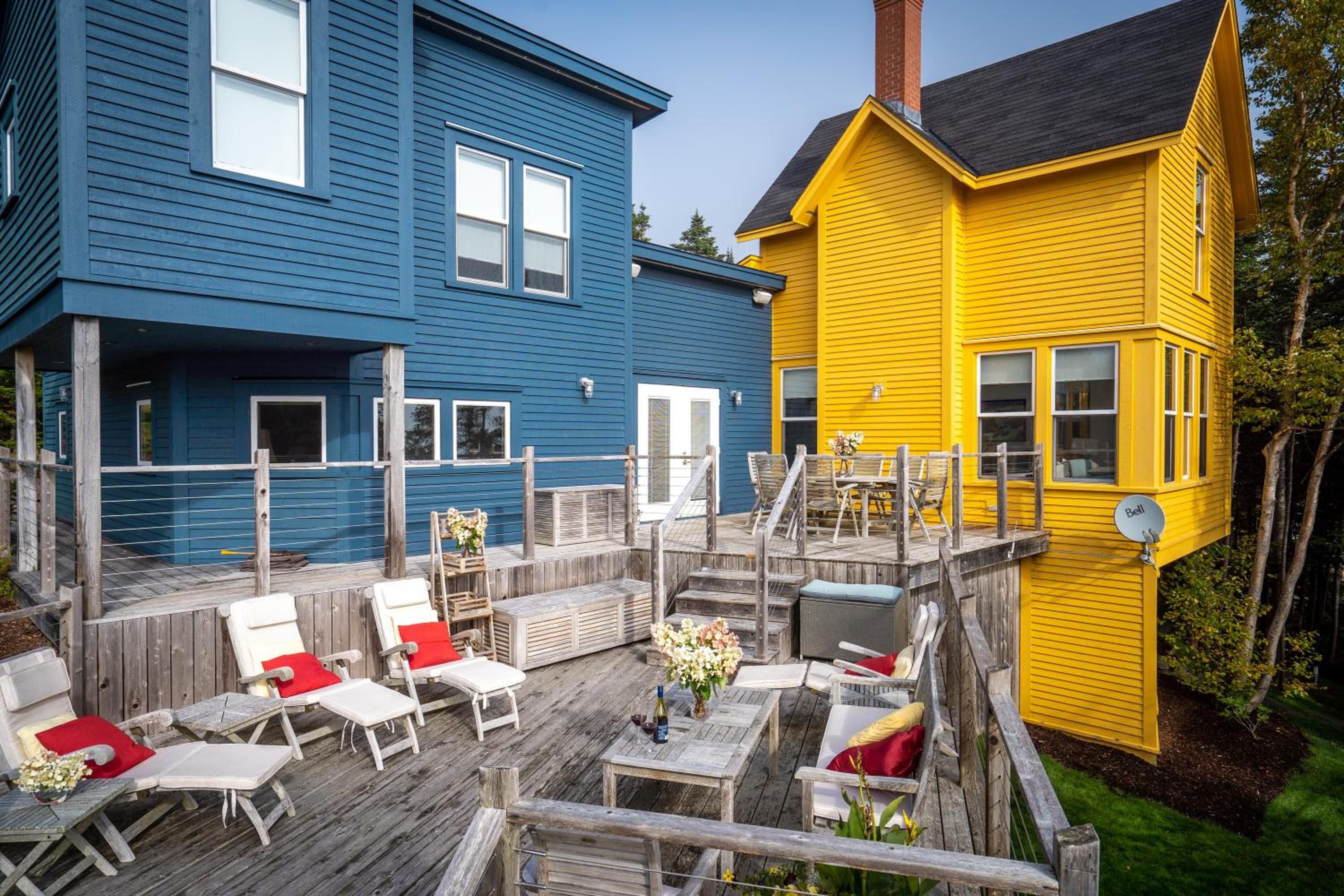 Lodging at Goose Cove Retreat - Trinity, Newfoundland