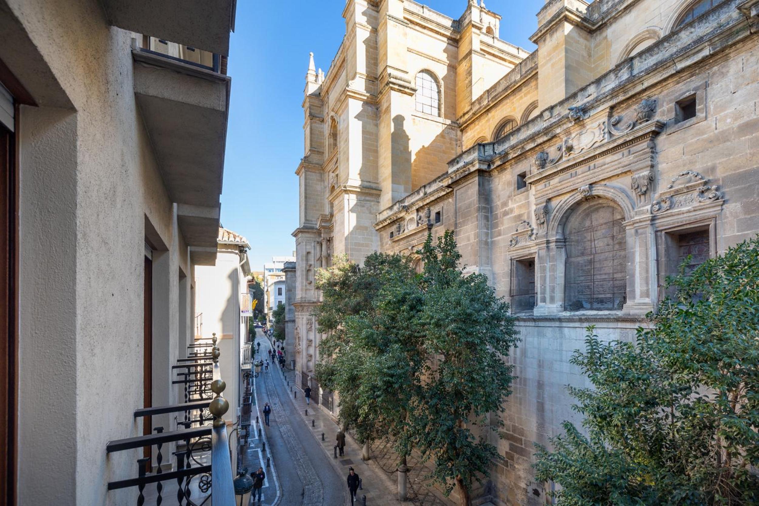 San Jerónimo Catedral 2BR view 4