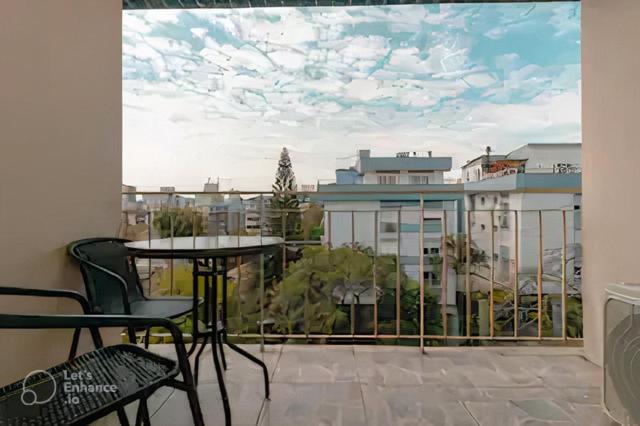 Aps de frente com sacada ou terraço a 10 minutos do Aeroporto