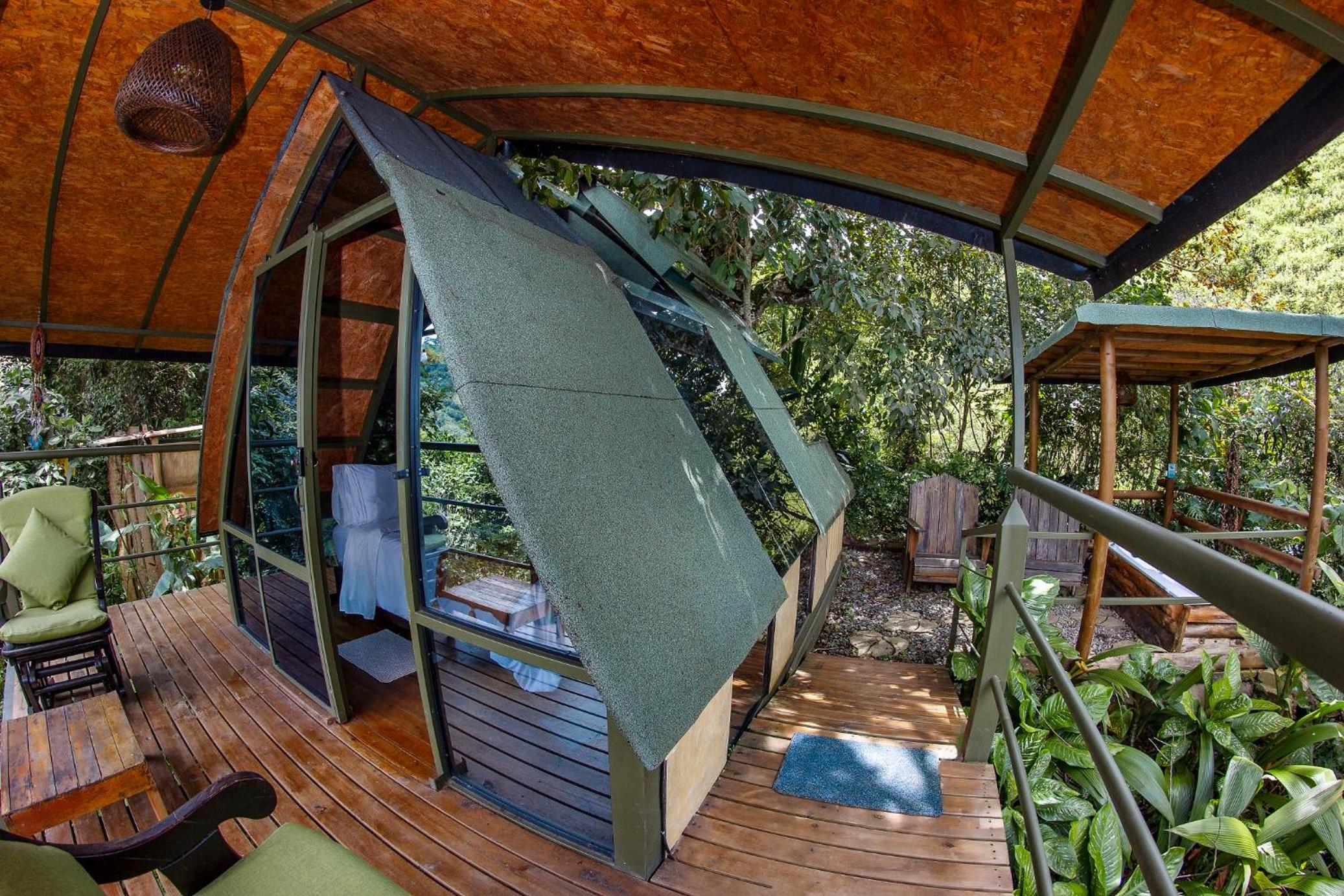 ANCESTRAL GLAMPING
