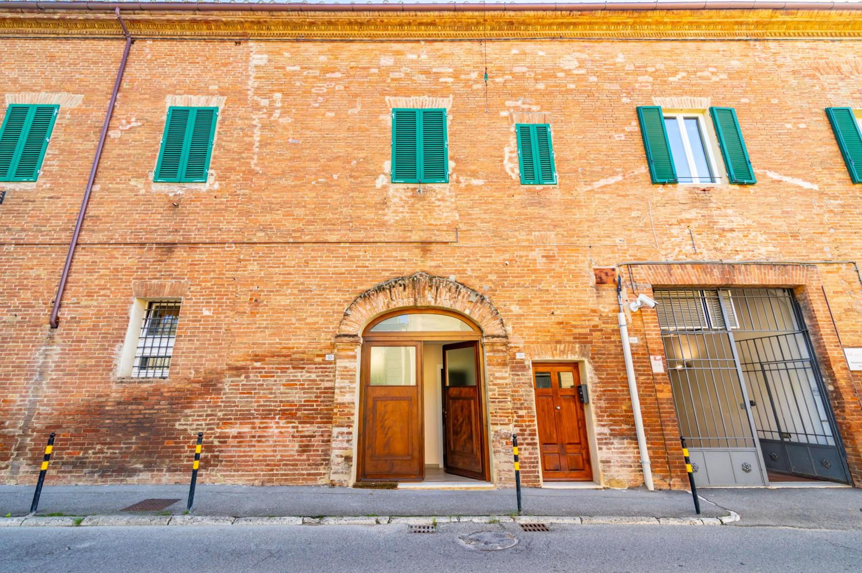 Porta Romana Charming Apartment near the center! view 2