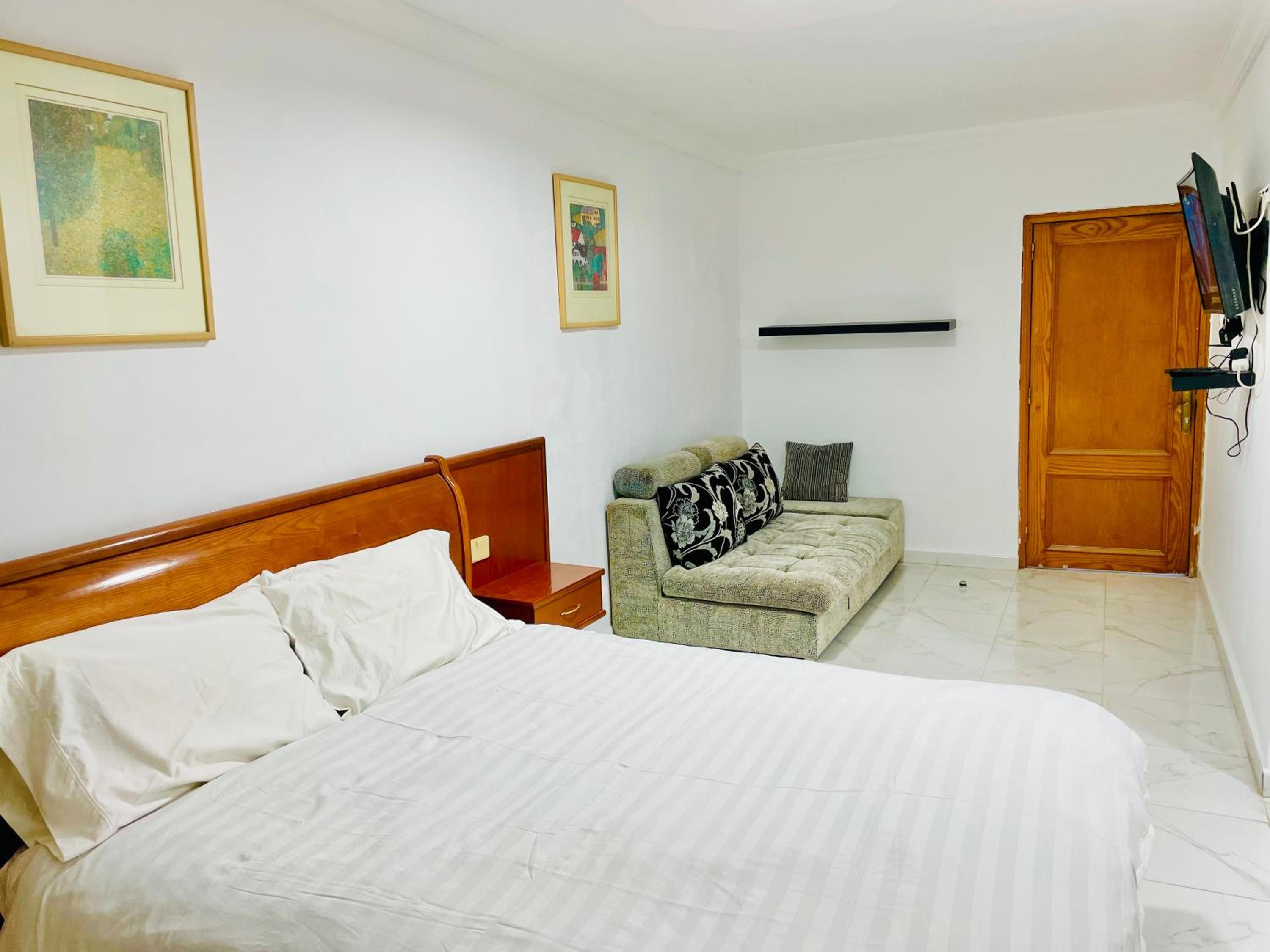 hotel room