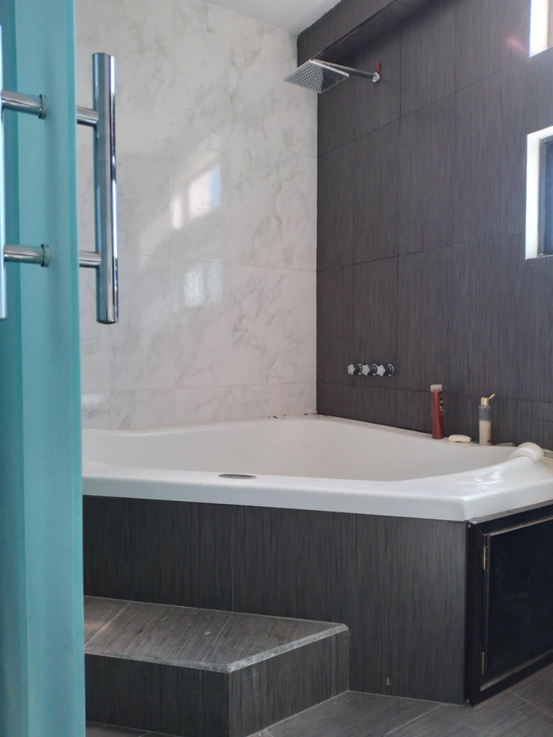 Dpto. Condominio Revich