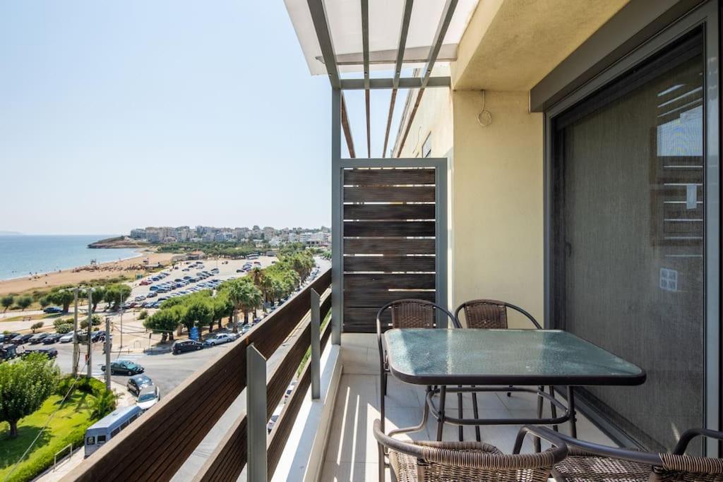Zenios Rafina - Sea View Rental with Easy Access to the Islands