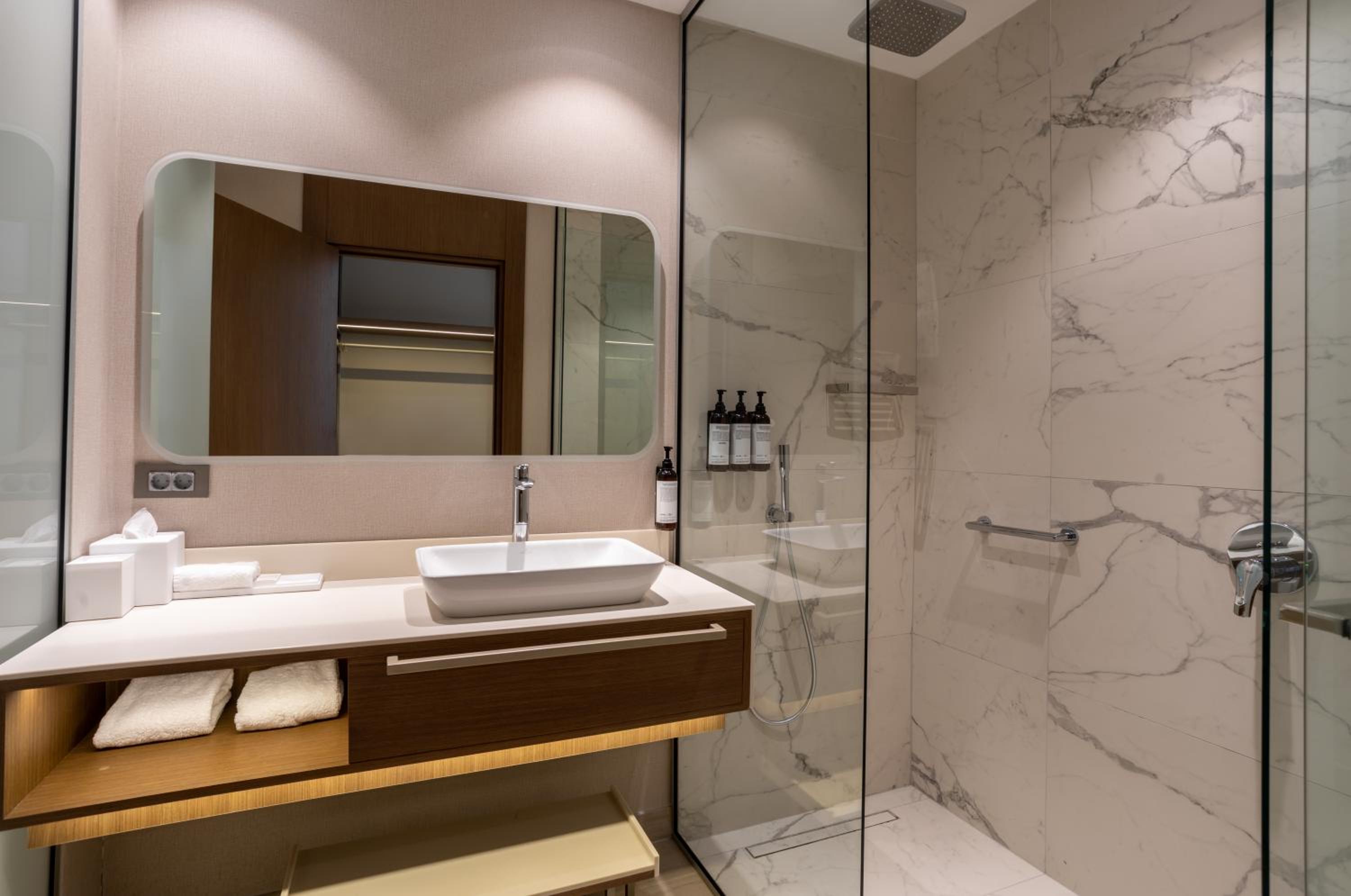 Hyatt Regency Kotor Bay Resort 62