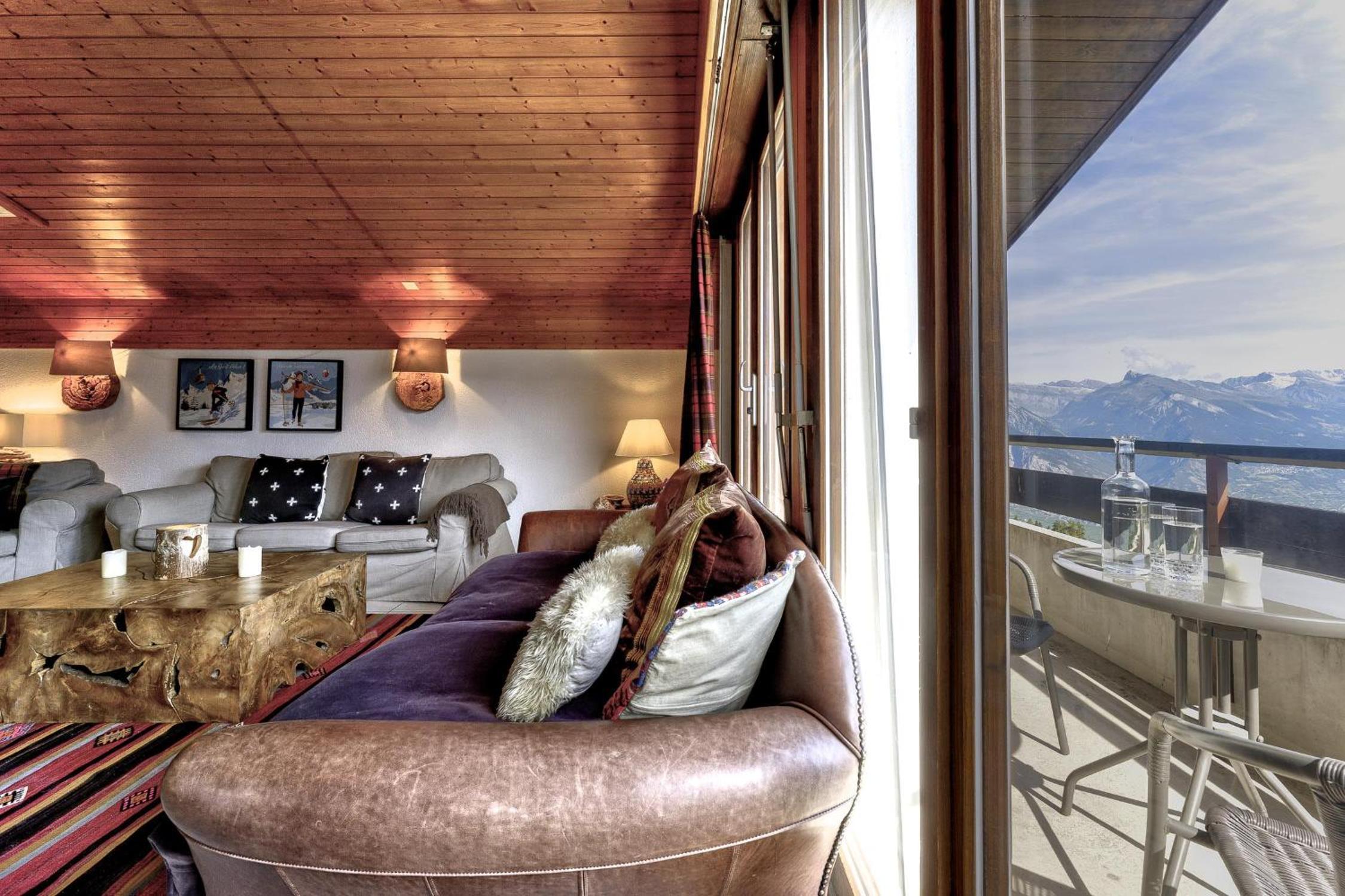Penthouse les Telecabines view 2