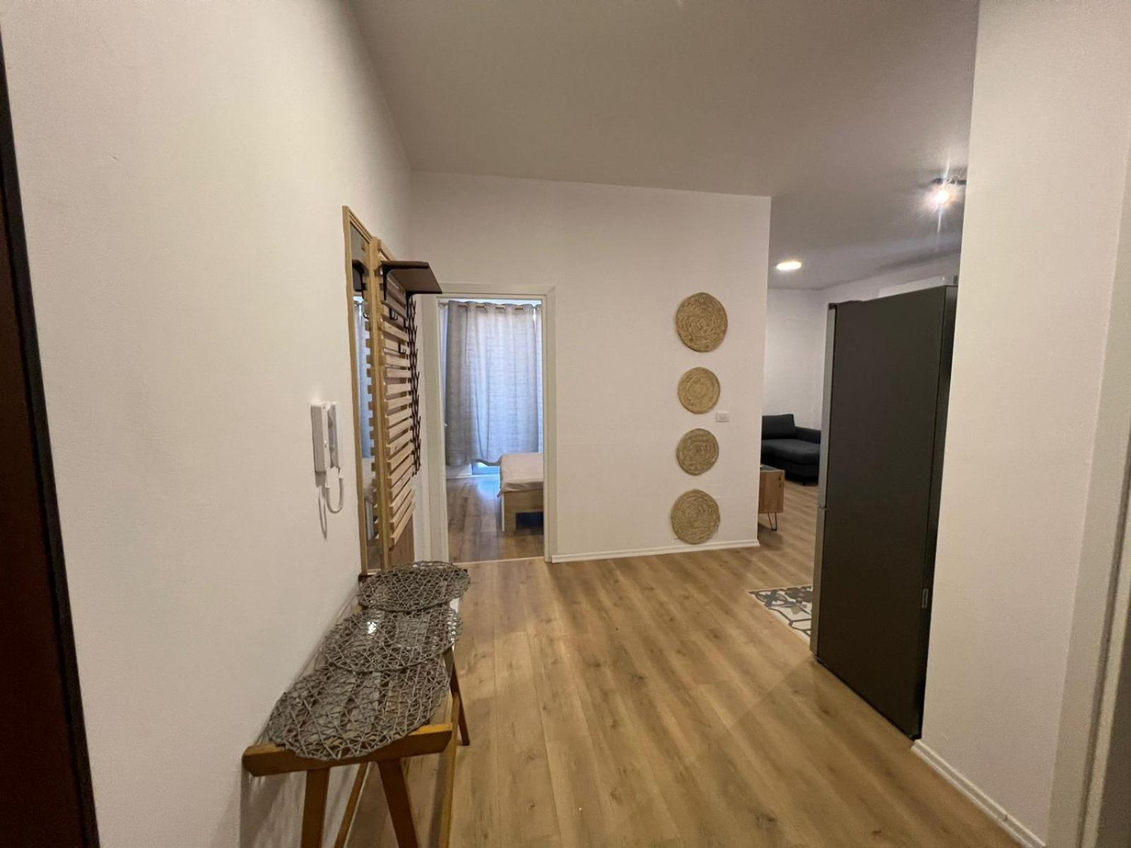 Thyamis Apartment