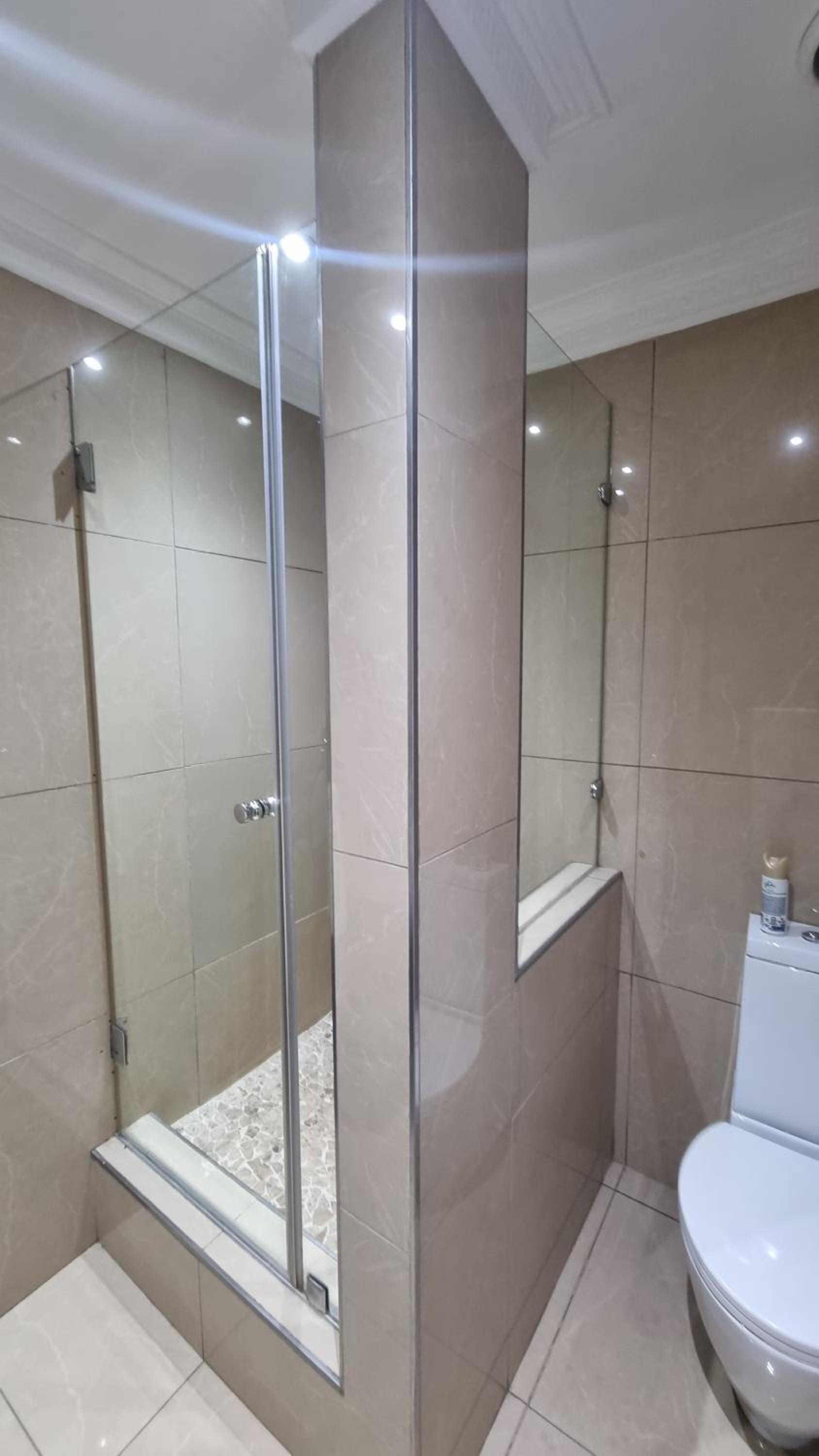 Accommodation Front - Sophisticated 6 Sleeper with Stunning Views