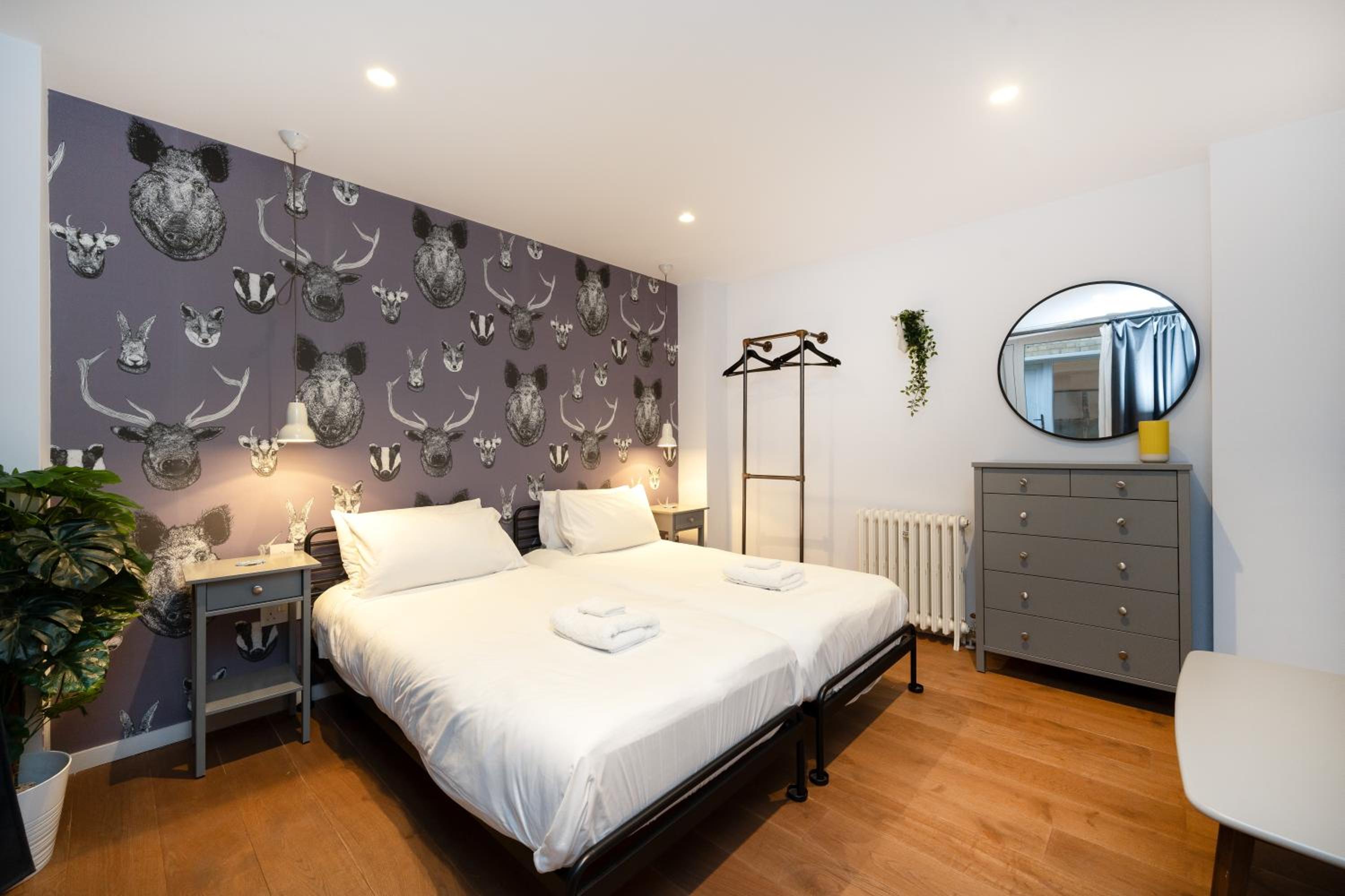 Crashpads Shoreditch Apartments - The Club Row Collection