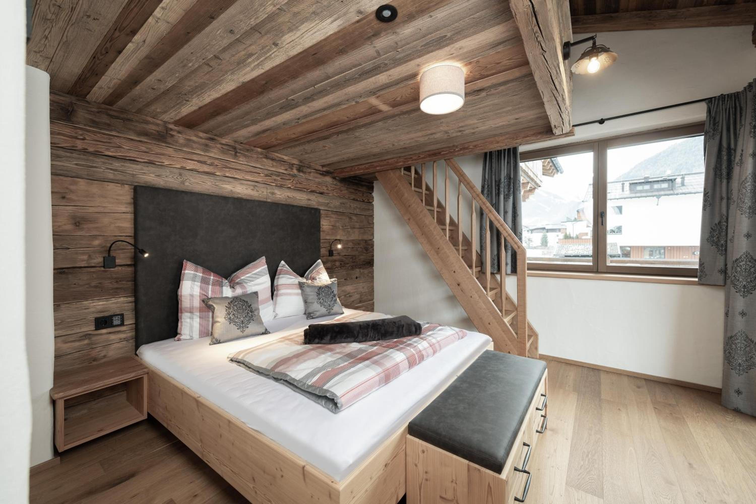 Alpine Lofts M26