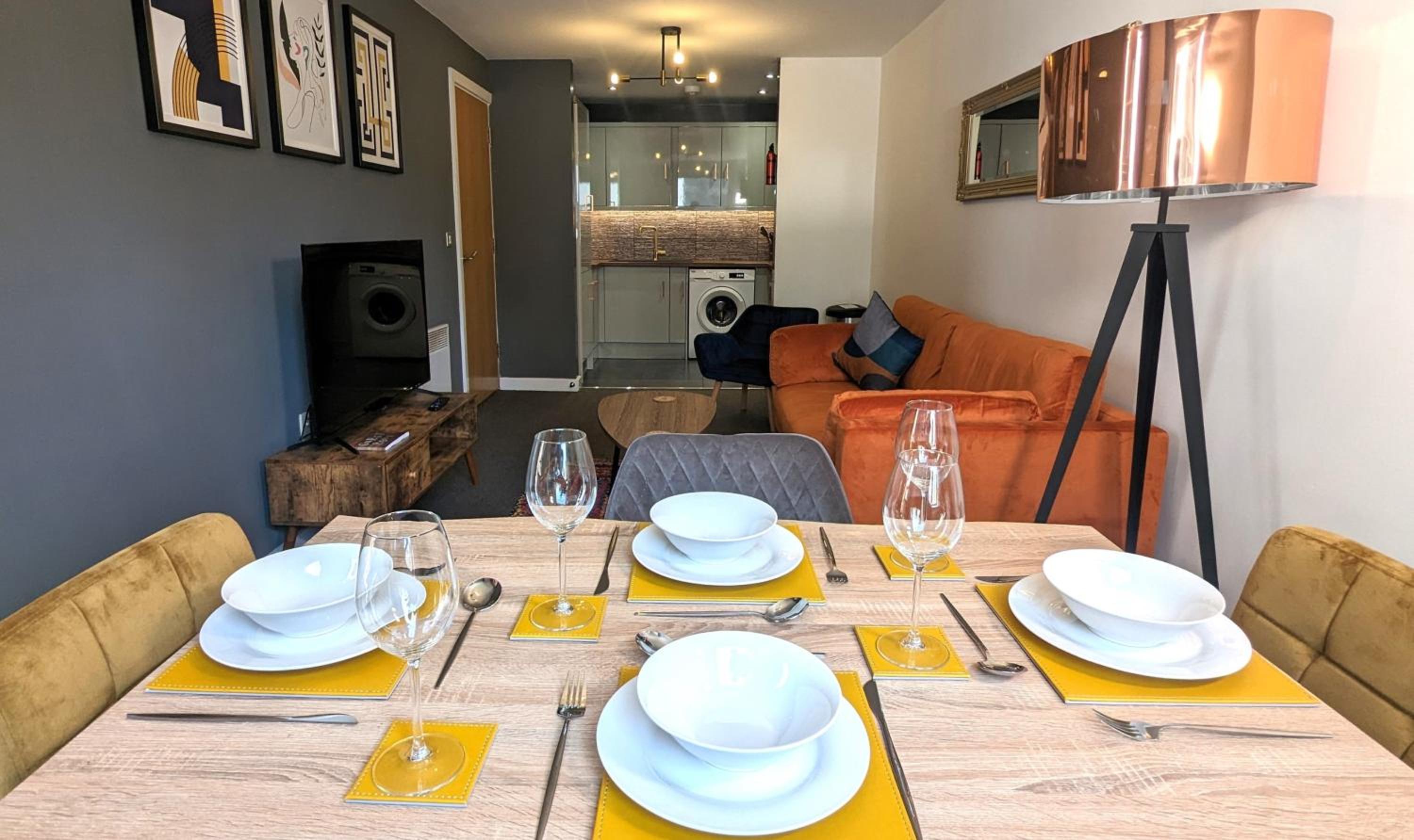 Beautiful Modern Coventry City Centre Apartment view 4