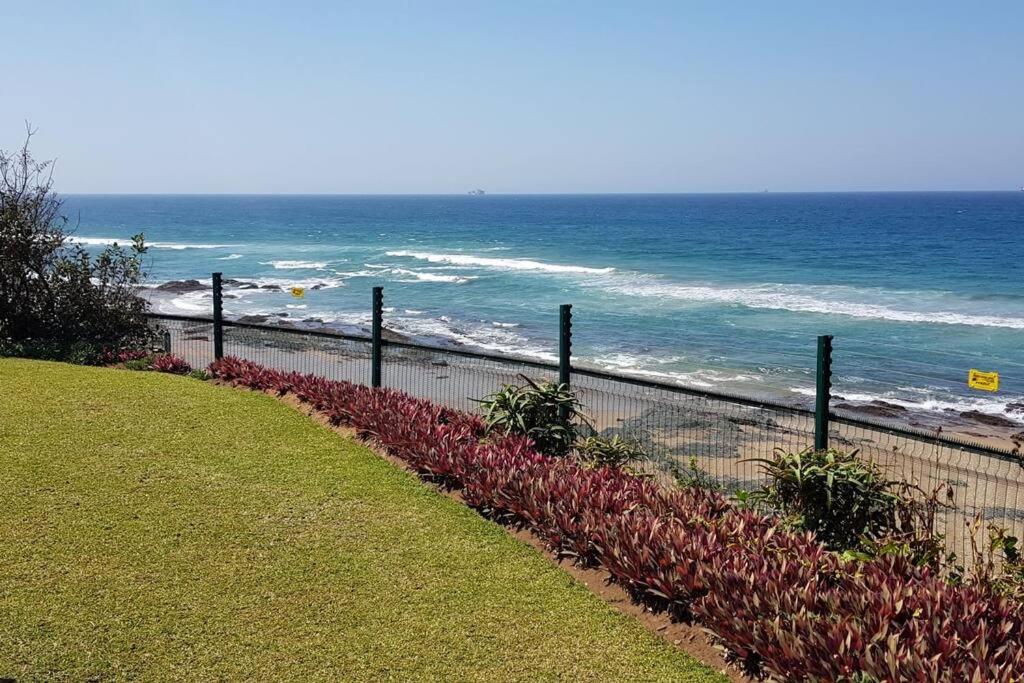 Upmarket Beach Flat, Free WiFi & DisneyPlus view 4