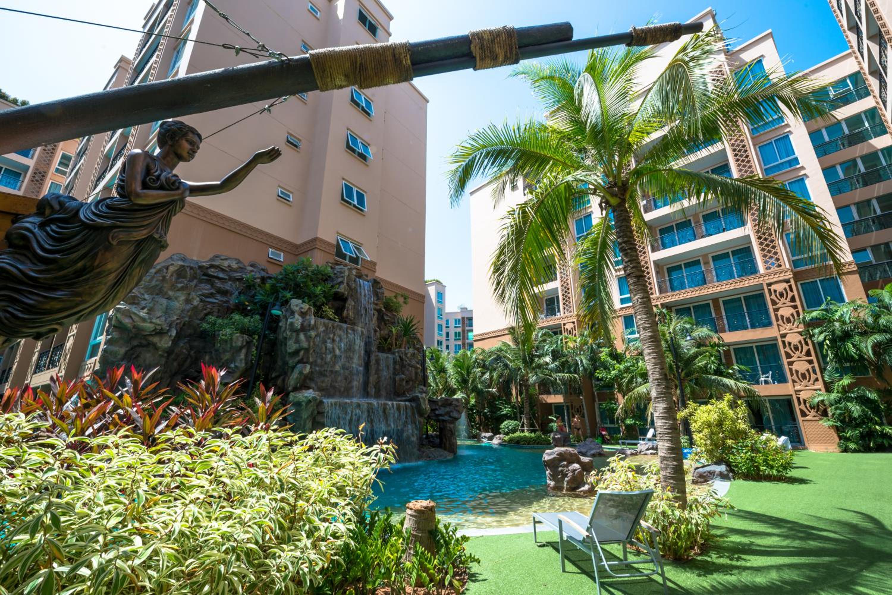 Atlantis Condo Resort Pattaya