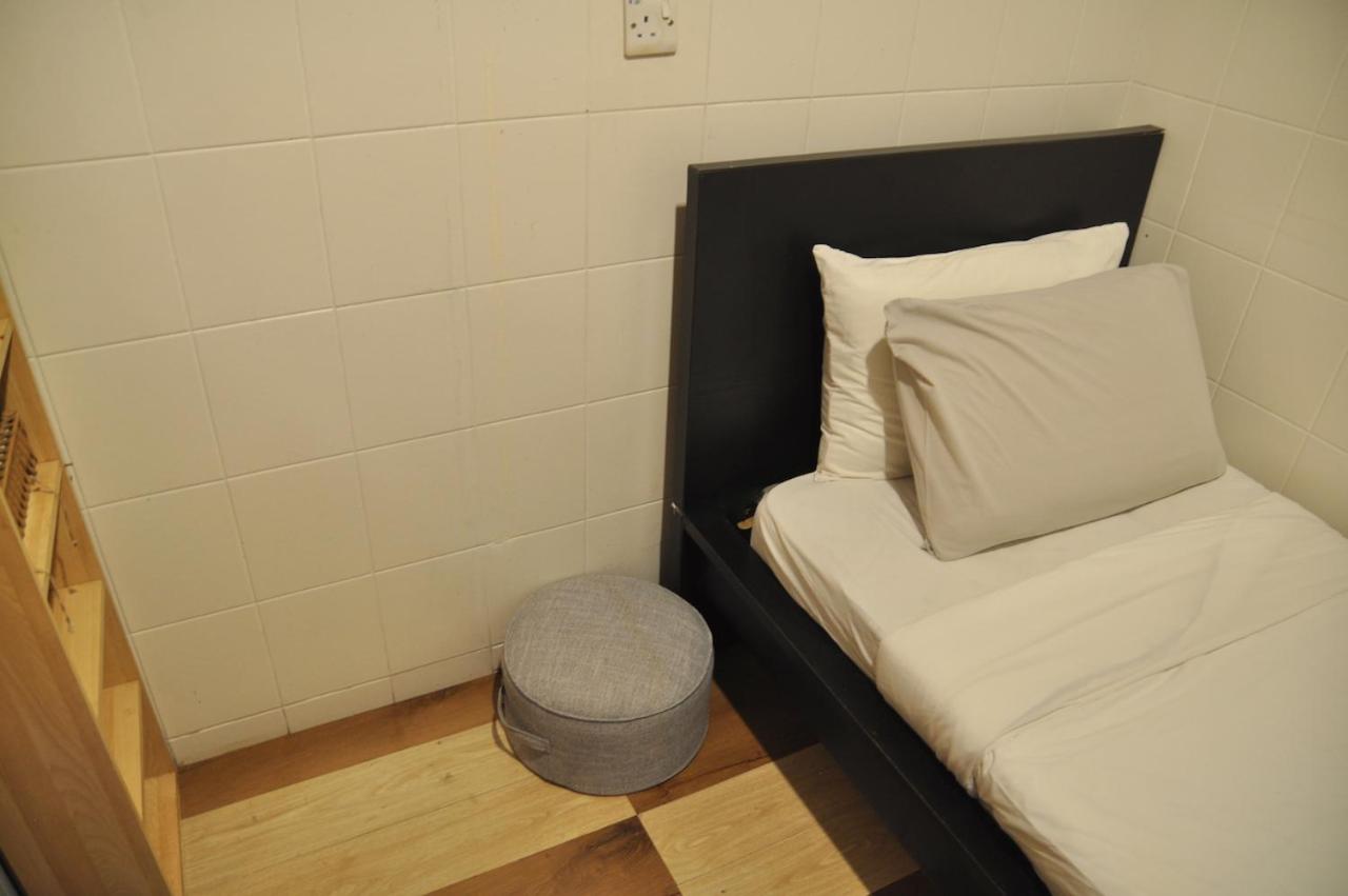GRAYHAUS Guest House
