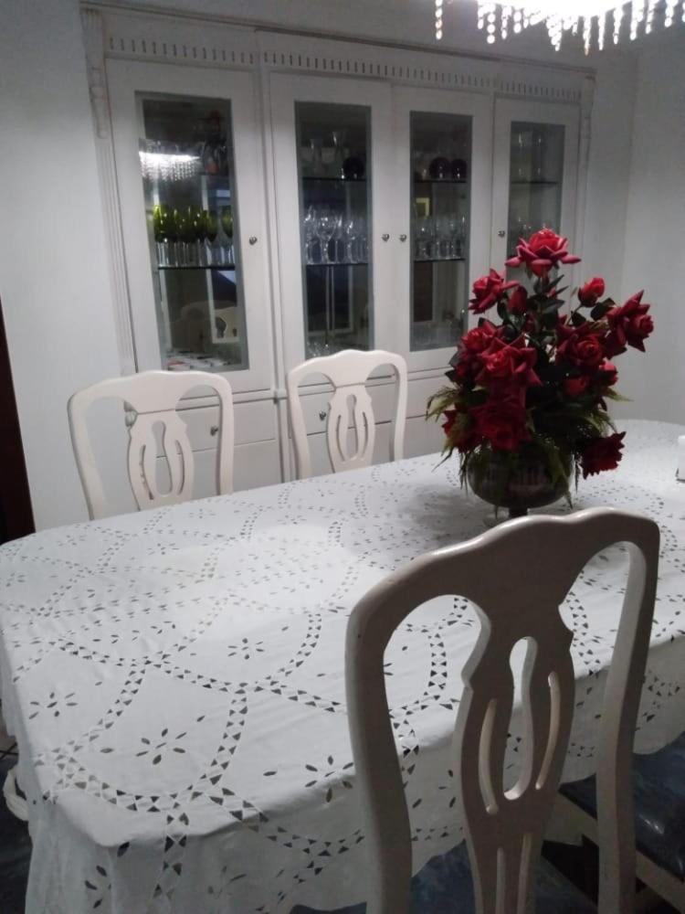 Casa em condomínio em frente mar