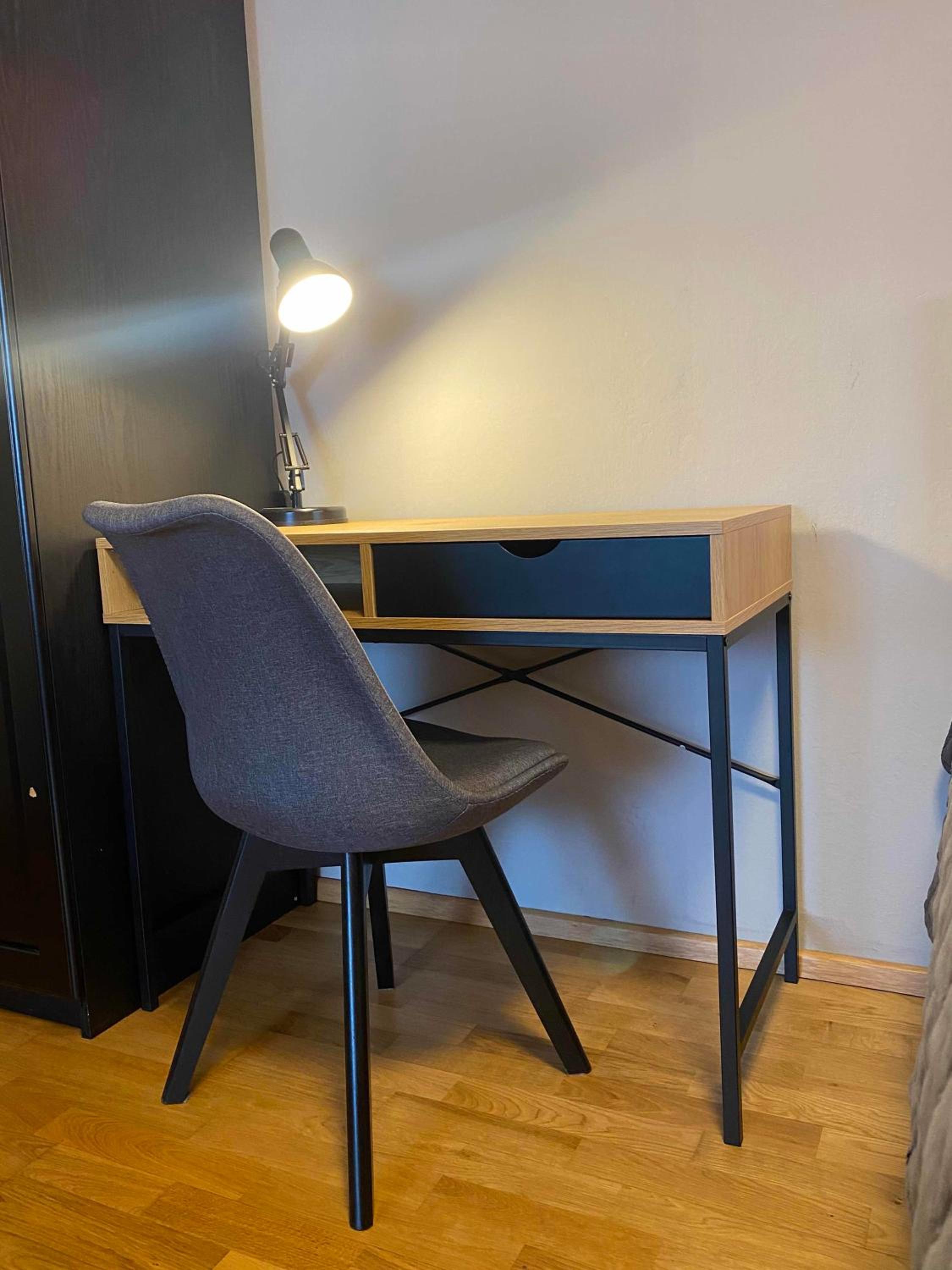 Wohnung im Grünen am Stadtrand, 50 m2, eigener Garten mit Terrasse, eigener Eingang, kostenloses Parken
