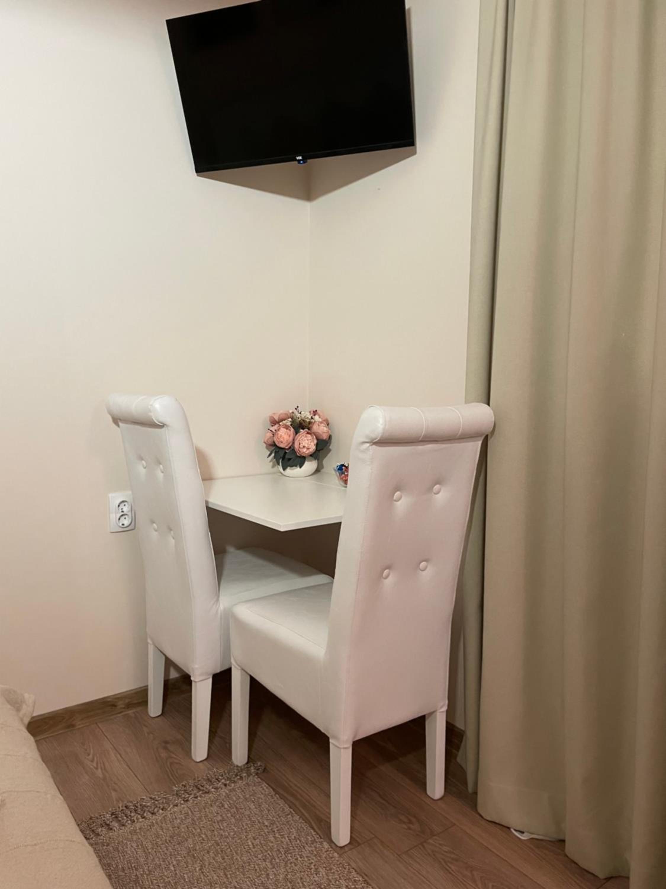 Airport Apartments Alexandra