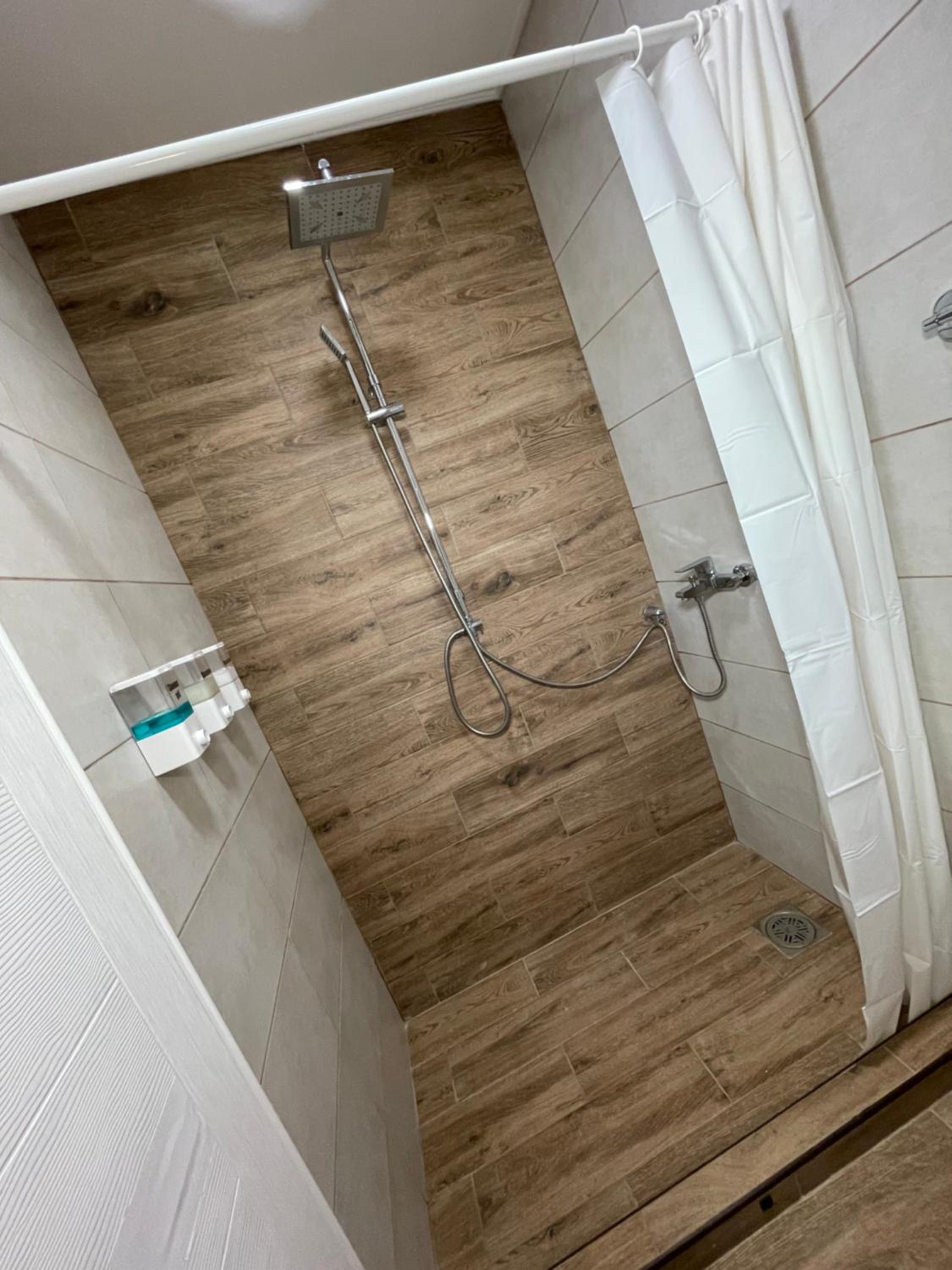 Airport Apartments Alexandra
