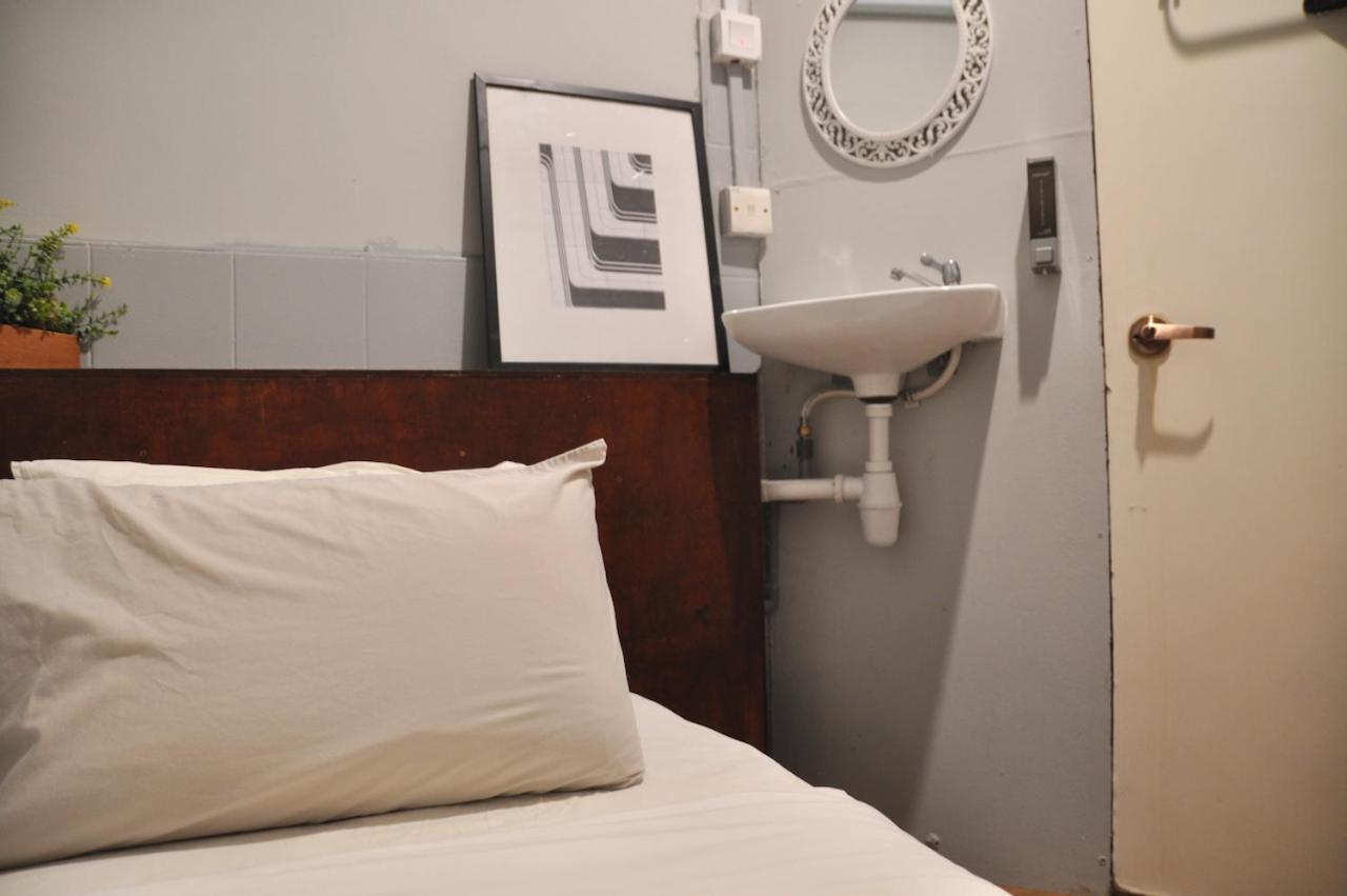 GRAYHAUS Guest House