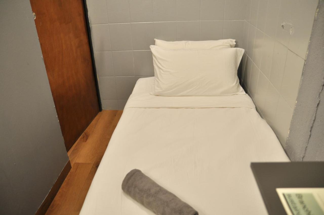 GRAYHAUS Guest House