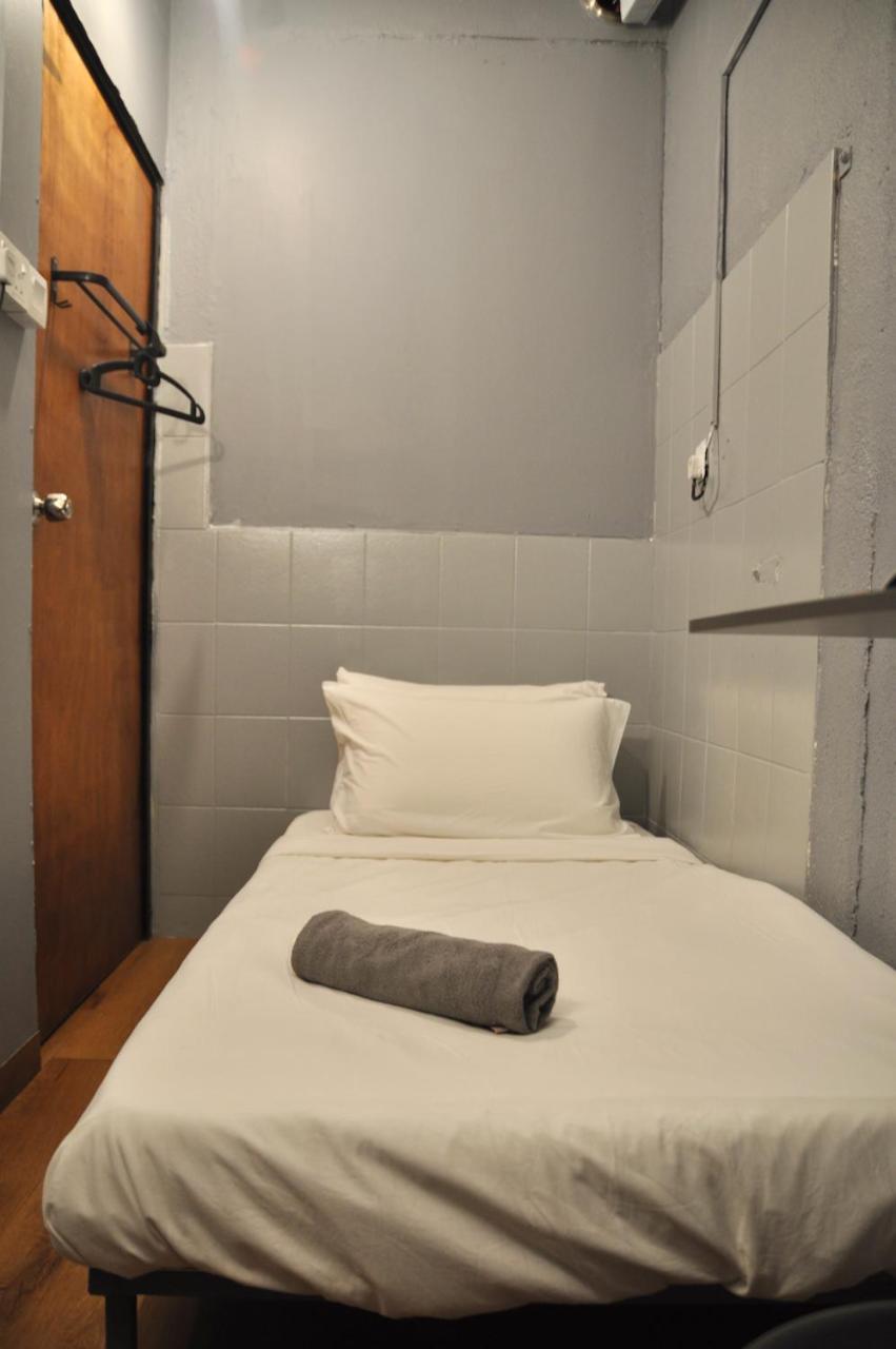 GRAYHAUS Guest House