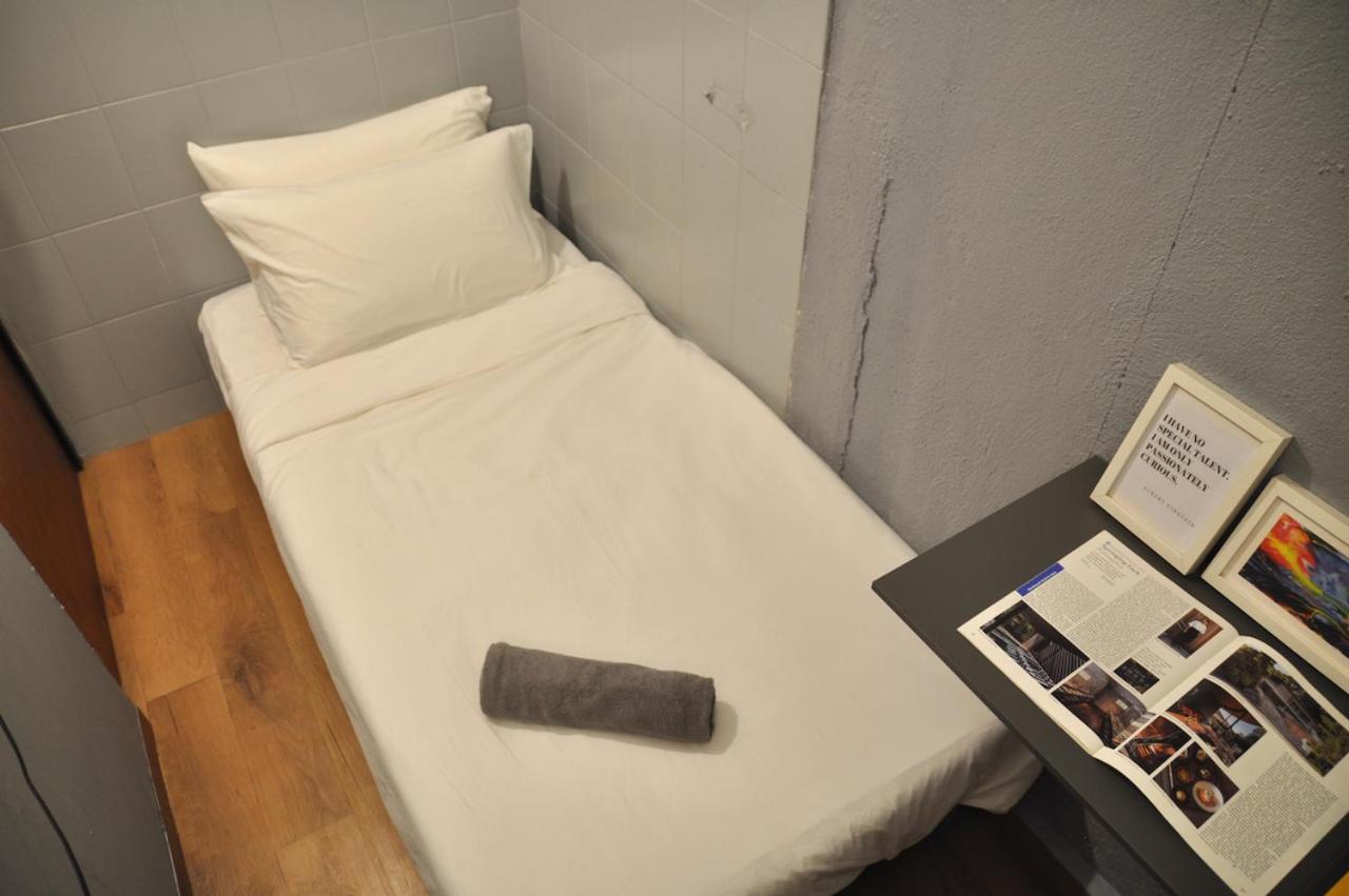 GRAYHAUS Guest House