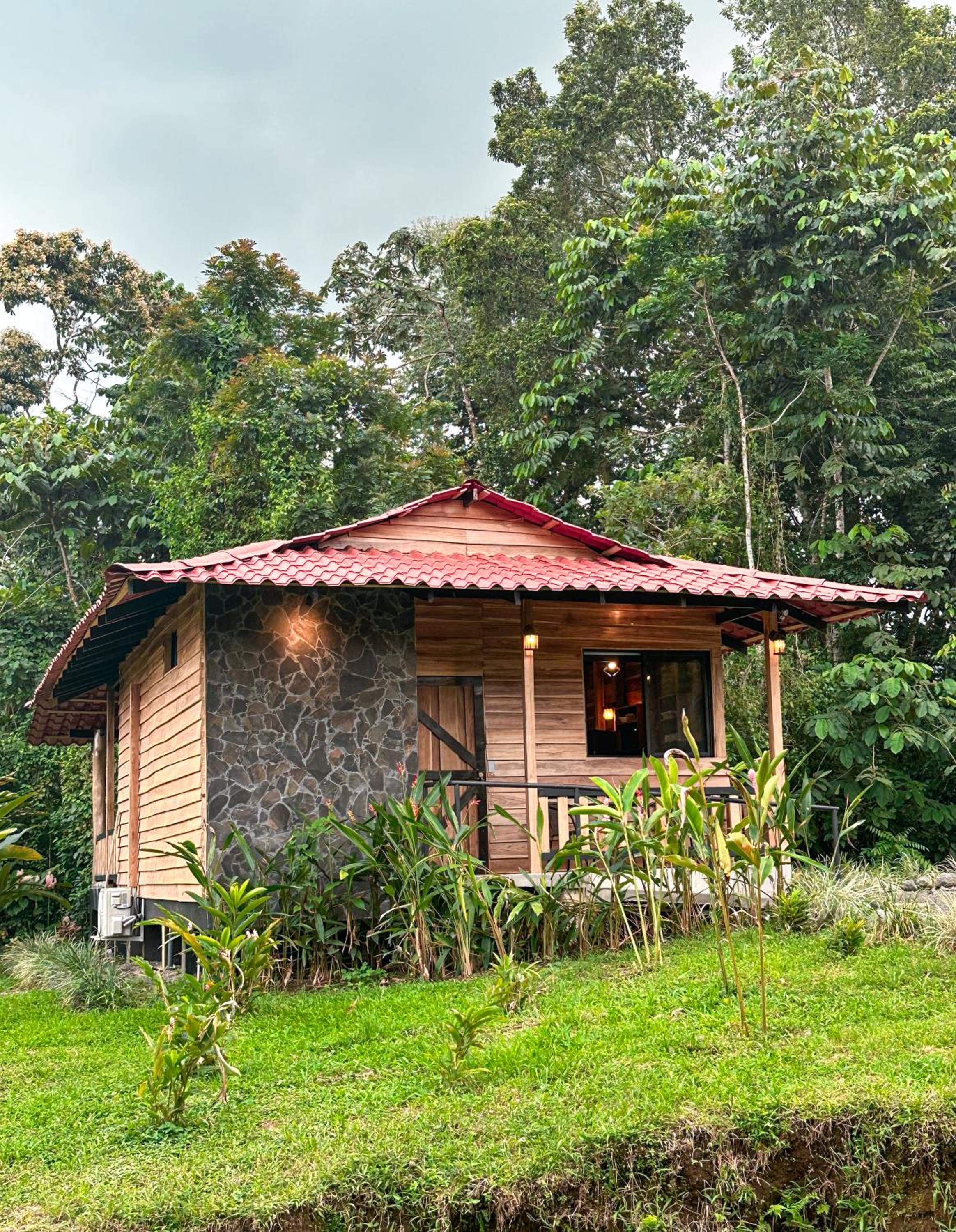 Green Forest Villa