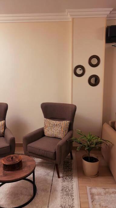 Cosy 2-BDR APT in New Cairo