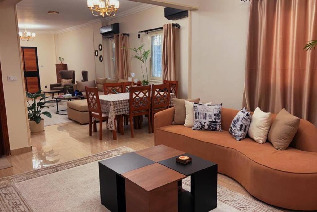 Cosy 2-BDR APT in New Cairo