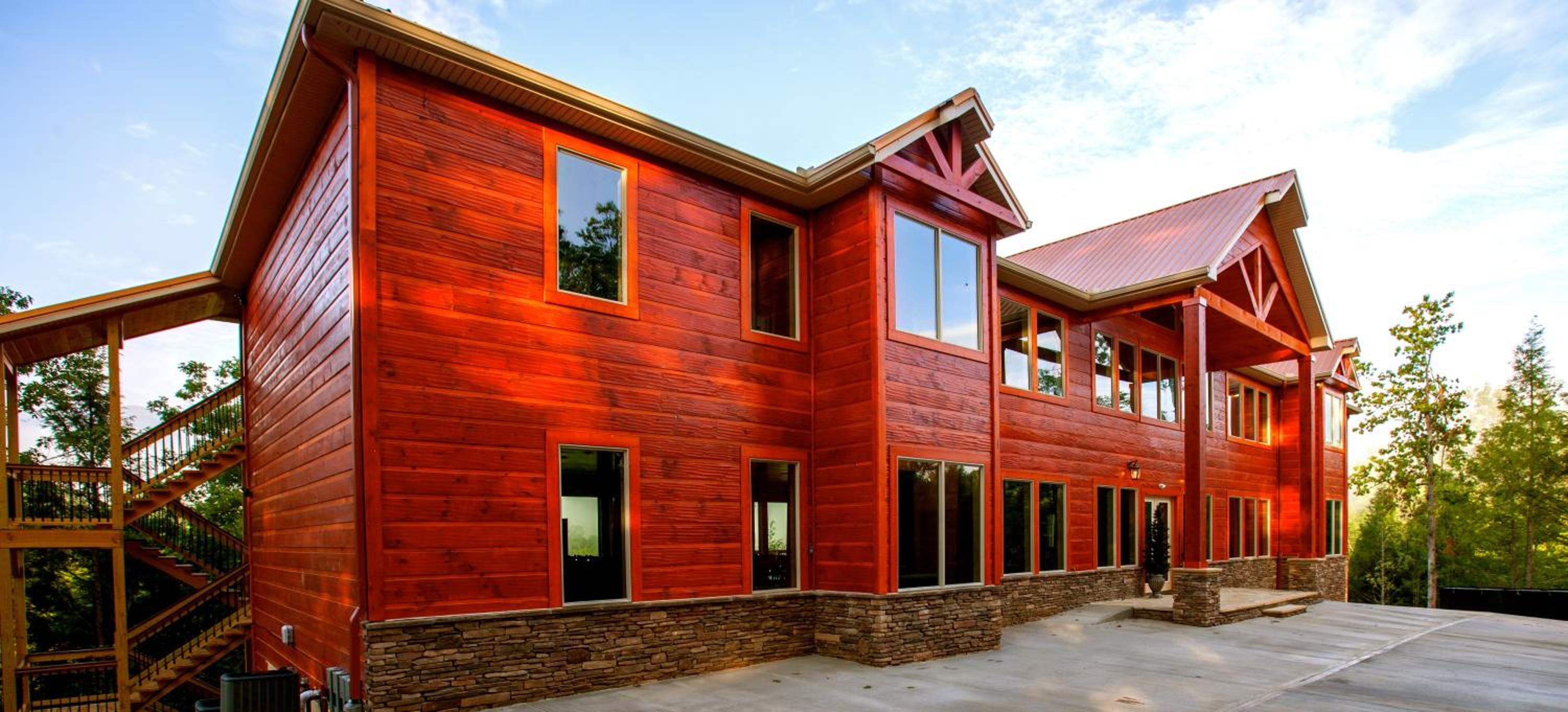 Luxury 14BR Haven: Views Games Hot Tubs More